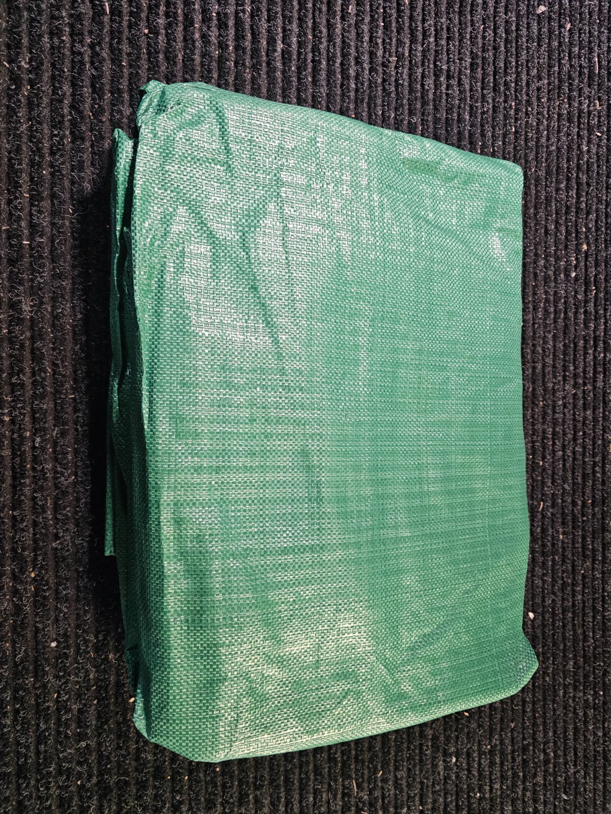 Bagster 3CUYD Trash Container Bag With a Capacity Of Up to 3,300 Pounds, Green