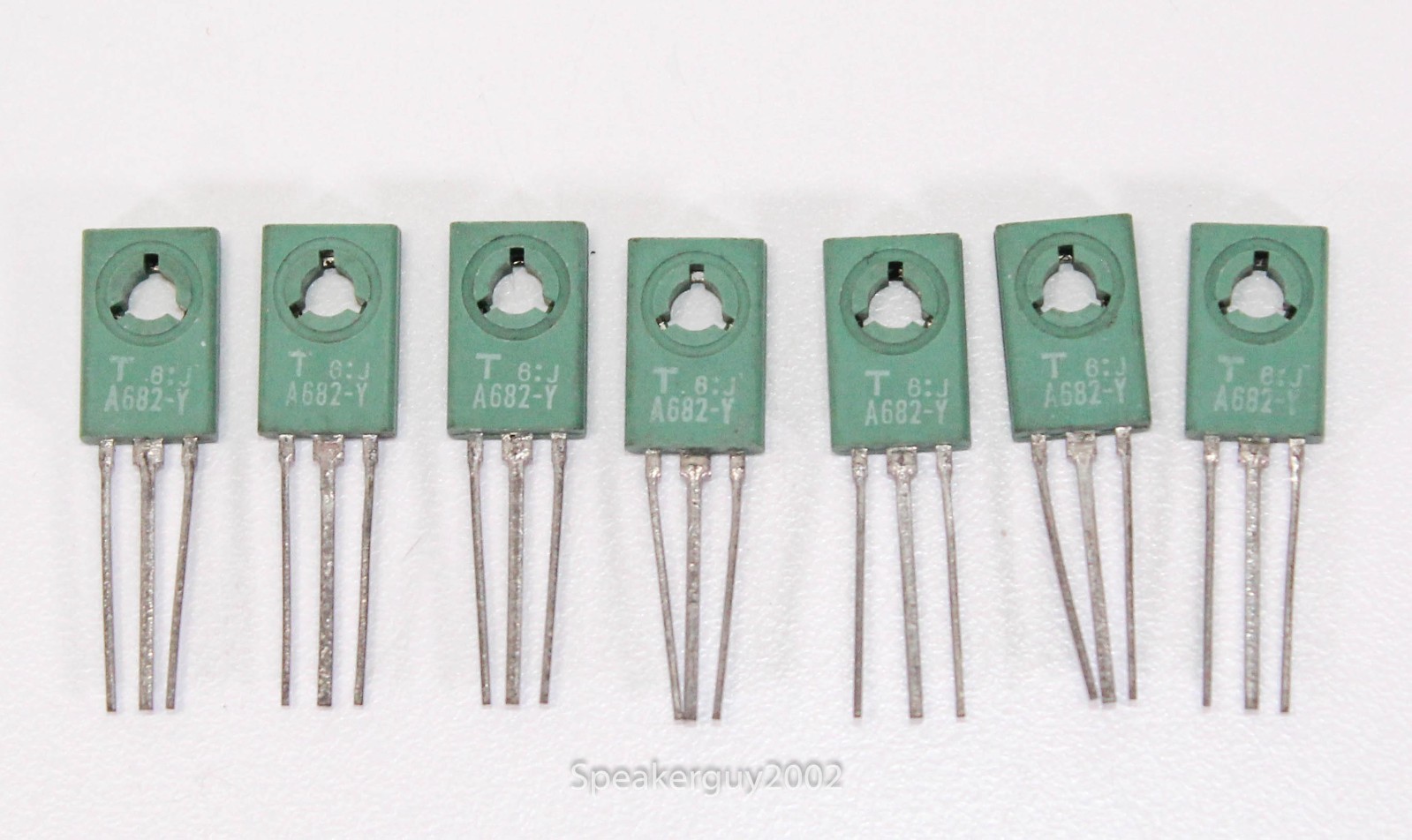 7 Pieces / Toshiba 2SA682-Y Transistor — A682-Y