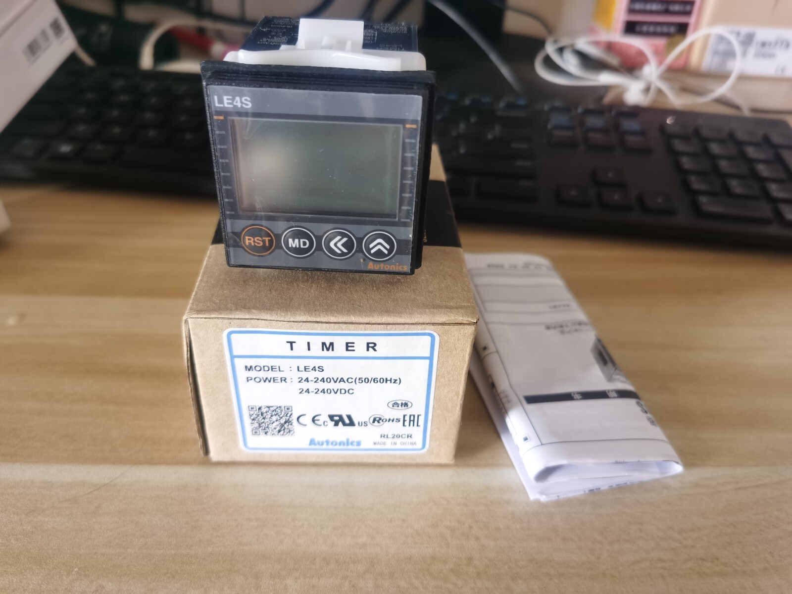 1PC New Autonics LE4S Digital Backlit LCD Timer Free Shipping
