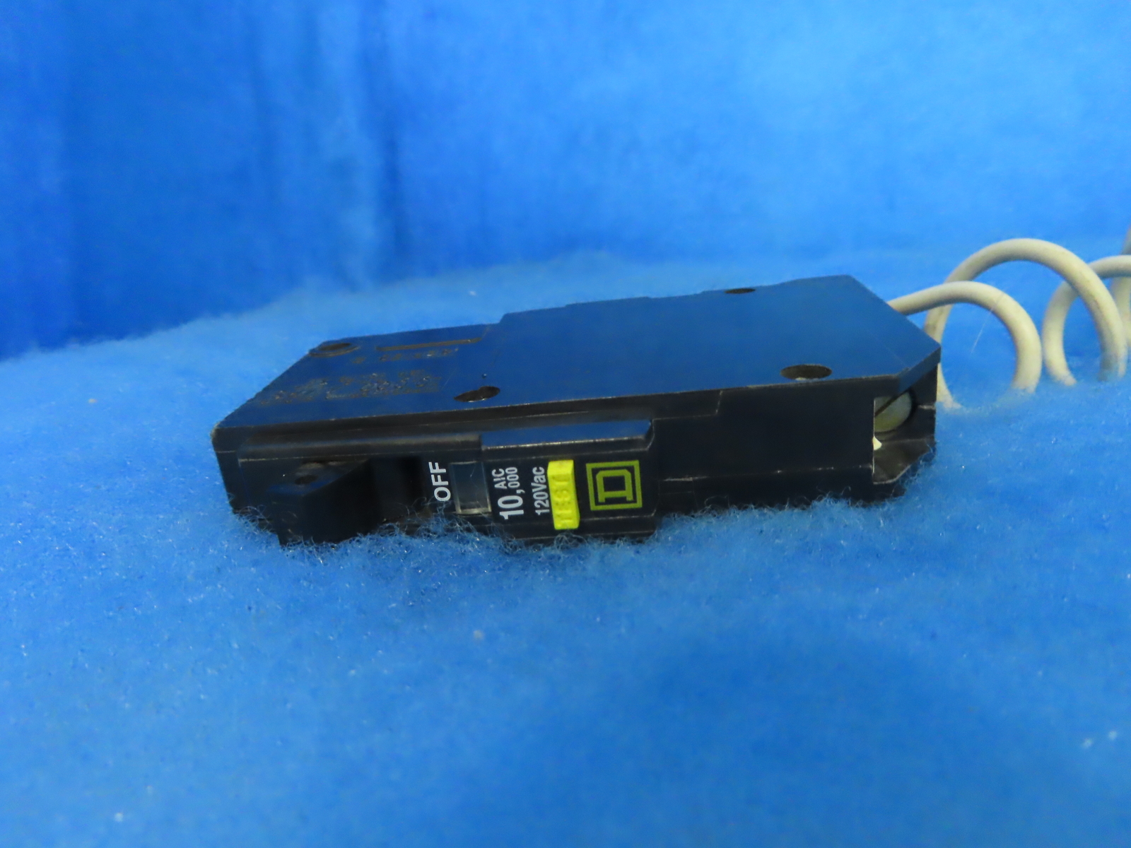 SQUARE D BREAKER QO120GFI (GFI) 20A 120/240V 1P W/ GFI 10k 1YR WARRANTY