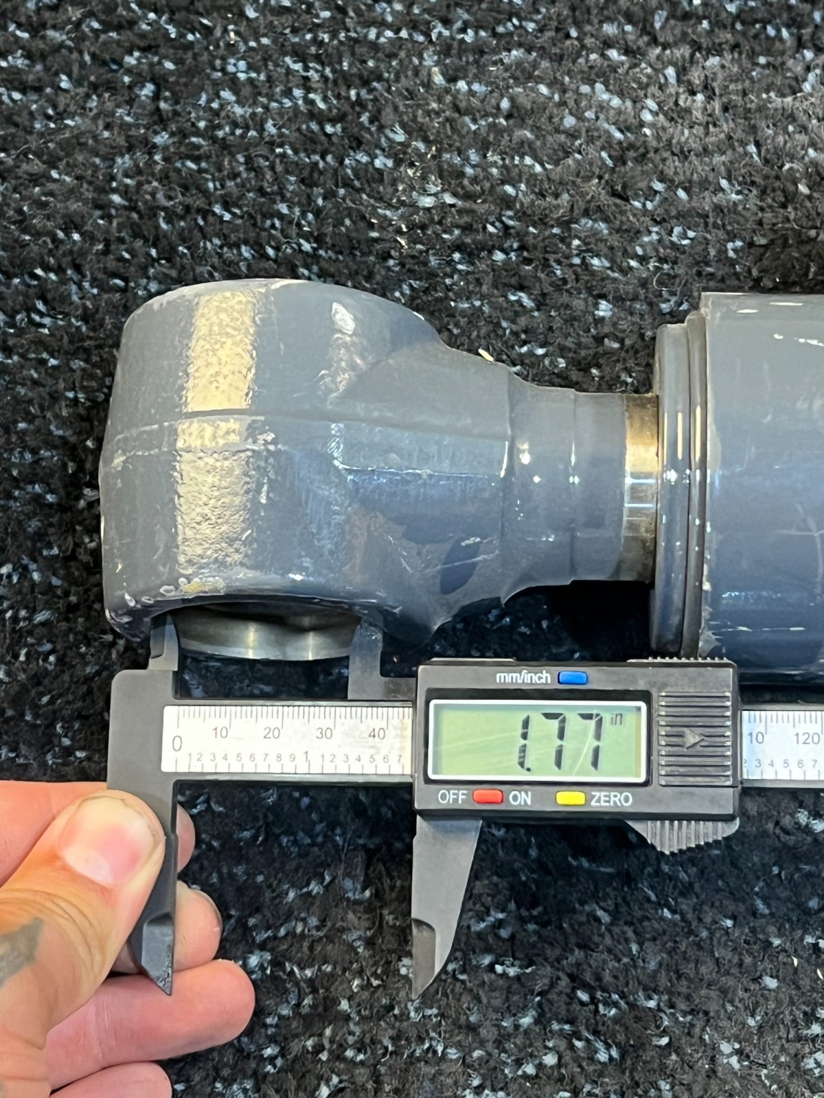 Hydraulic Welded Cylinder 2.89″ OD x 24″ Retracted Length x 1.41″ Rod