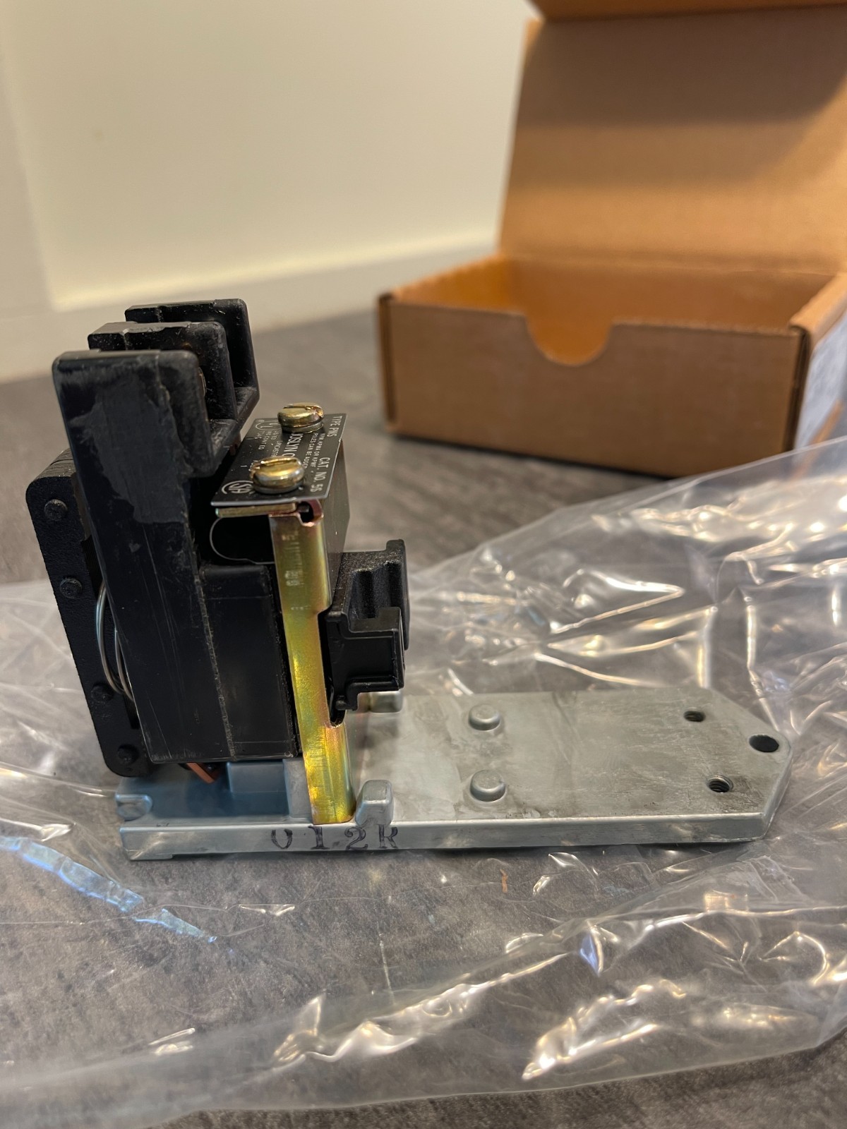 *NEW* JOSLYN CLARK 5S-76 SLIM JIM RELAY 5S76