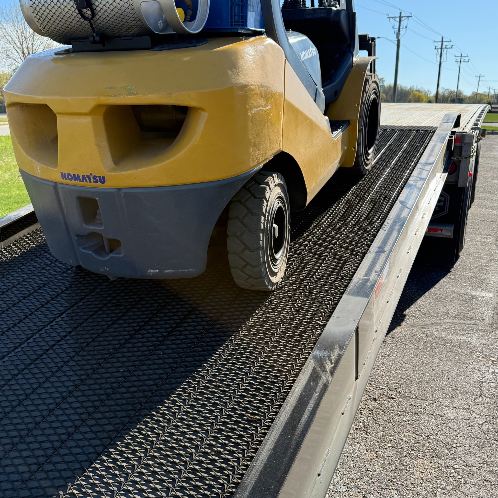 32,000LB Cap. Portable Yard Ramp Forklift Dock Height Truck Container Unloading