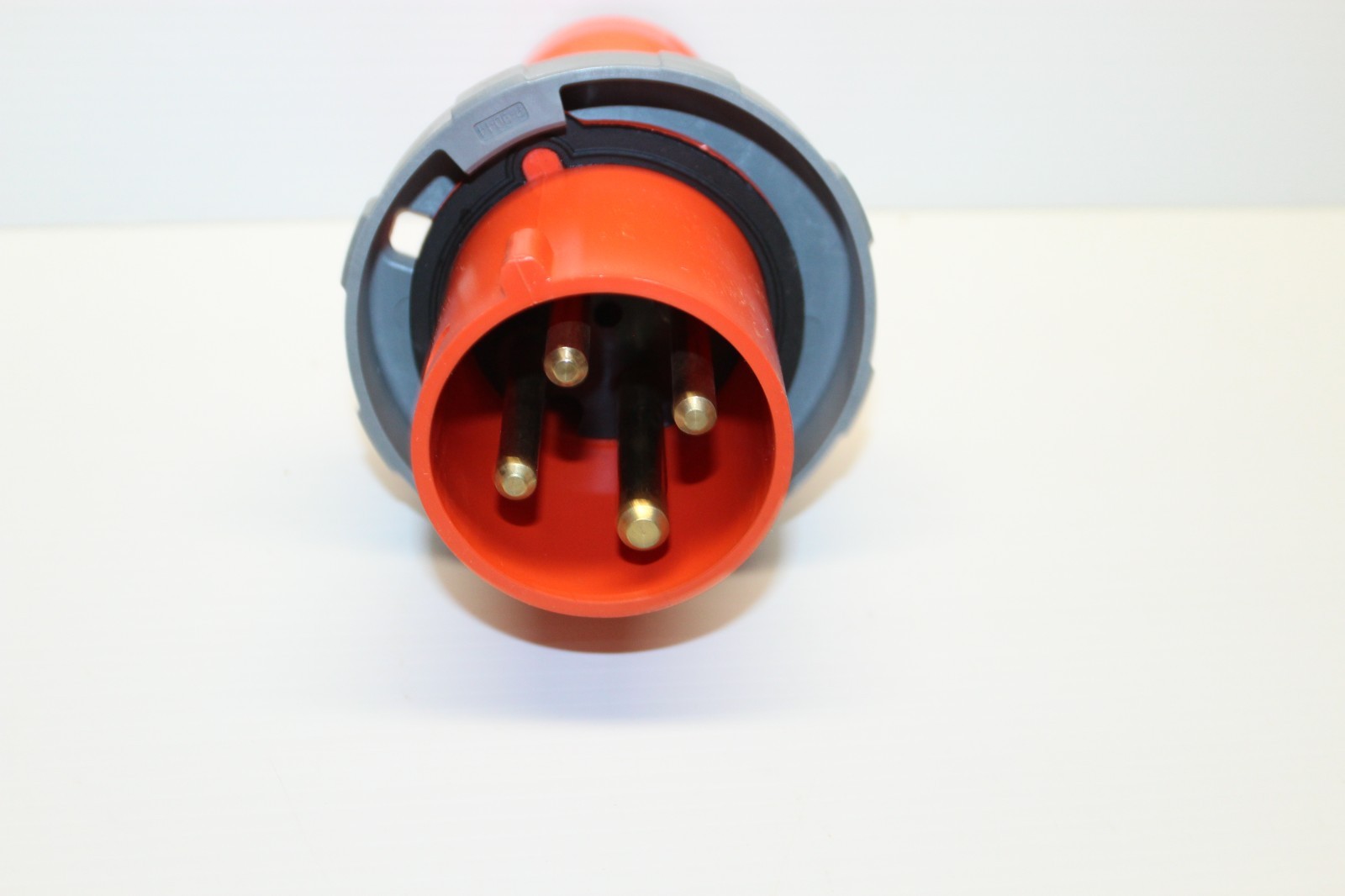 ⭐NEW IN BOX⭐460P12W 60-Amp PLUG HBL460P12W 60A 125/250V 3P 4W 🔴From USA🔵