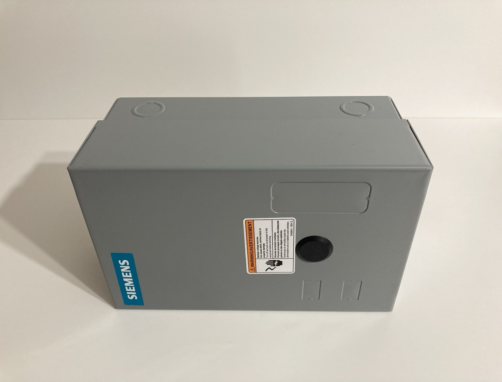 Siemens LEN01B004120B Electrically Held Lighting Contactor 4-Pole 4NO NEMA 1 20A