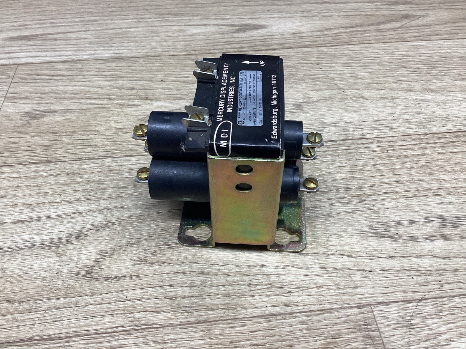 MDI CONTACTOR 33ONO-120A 120V 50/60 HZ 30A 600VAC #813C112PR4