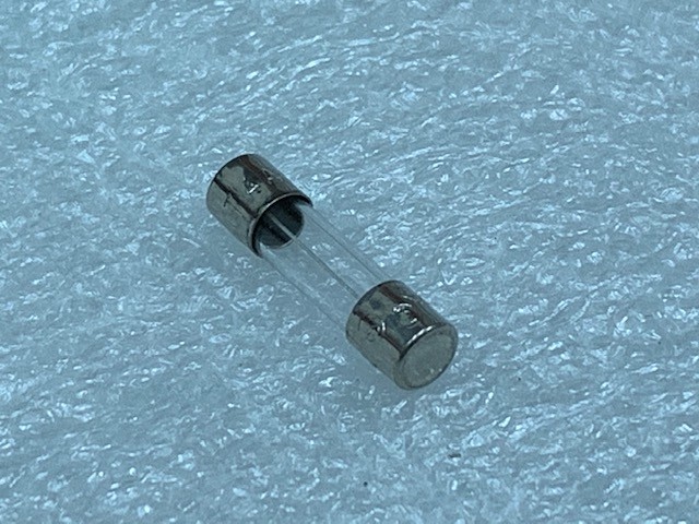 Littlefuse Inc Glass Fuse H218004 T4A 250V 20x5mm Brand New – Box of 100 pcs