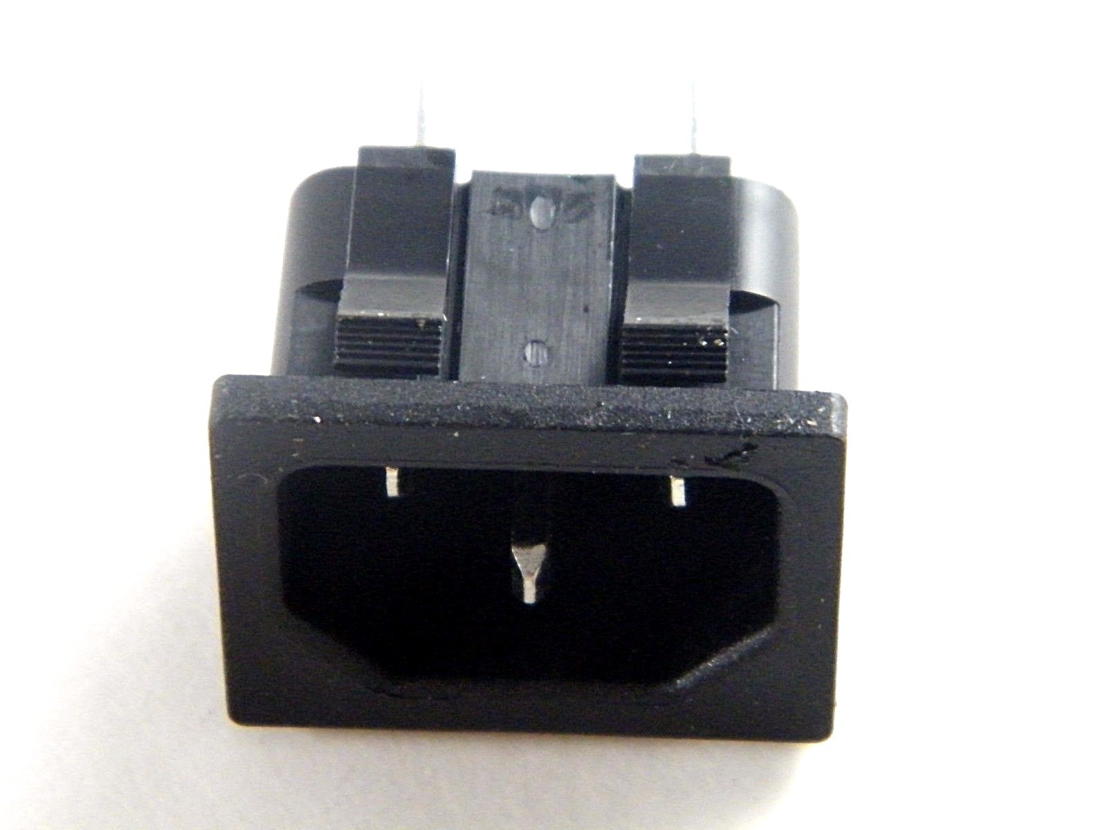 INALAYS AC POWER STANDARD C14 INLET CONNECTOR 0711 SNAP-IN ~ NEW NWOP