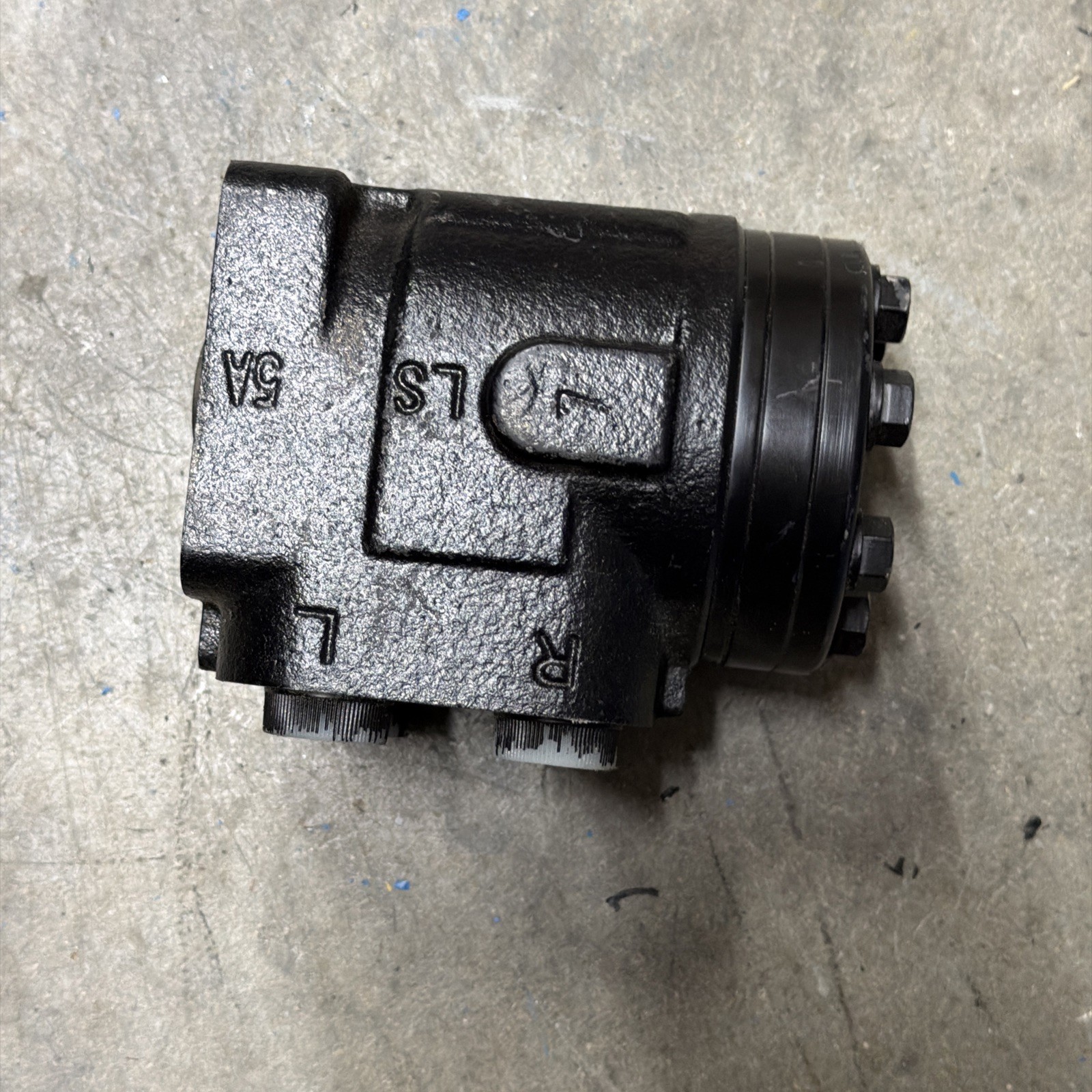 Danfoss Eaton XCEL45-80 Steering Control Unit. New!! Free Shipping.
