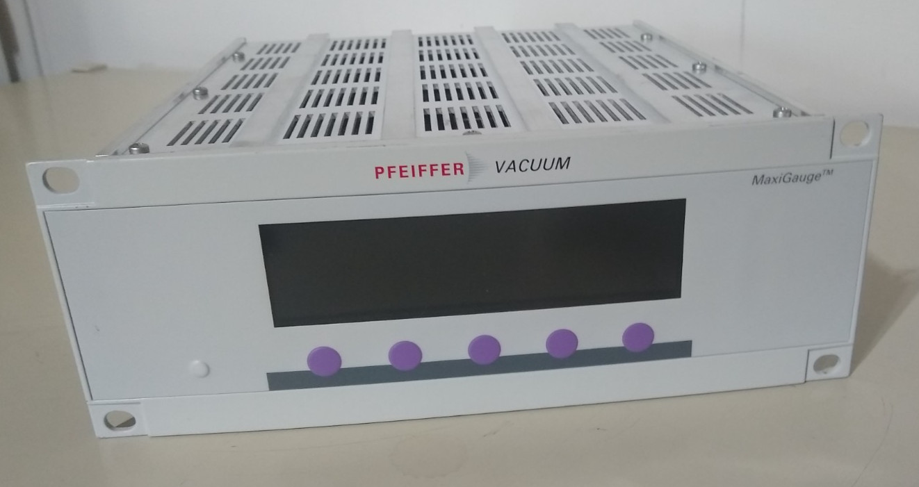 Pfeiffer Vacuum Pressure MaxiGauge Controller TPG 256A Bad Backlight Please Read