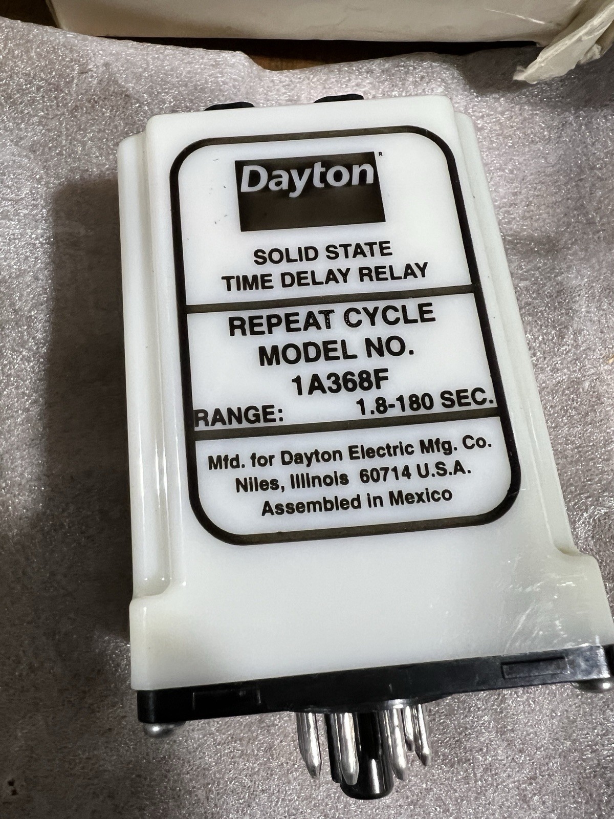 Dayton 1A368F Time Delay Relay 1.8-180seconds w/ On & Off Timers, 8-Pin