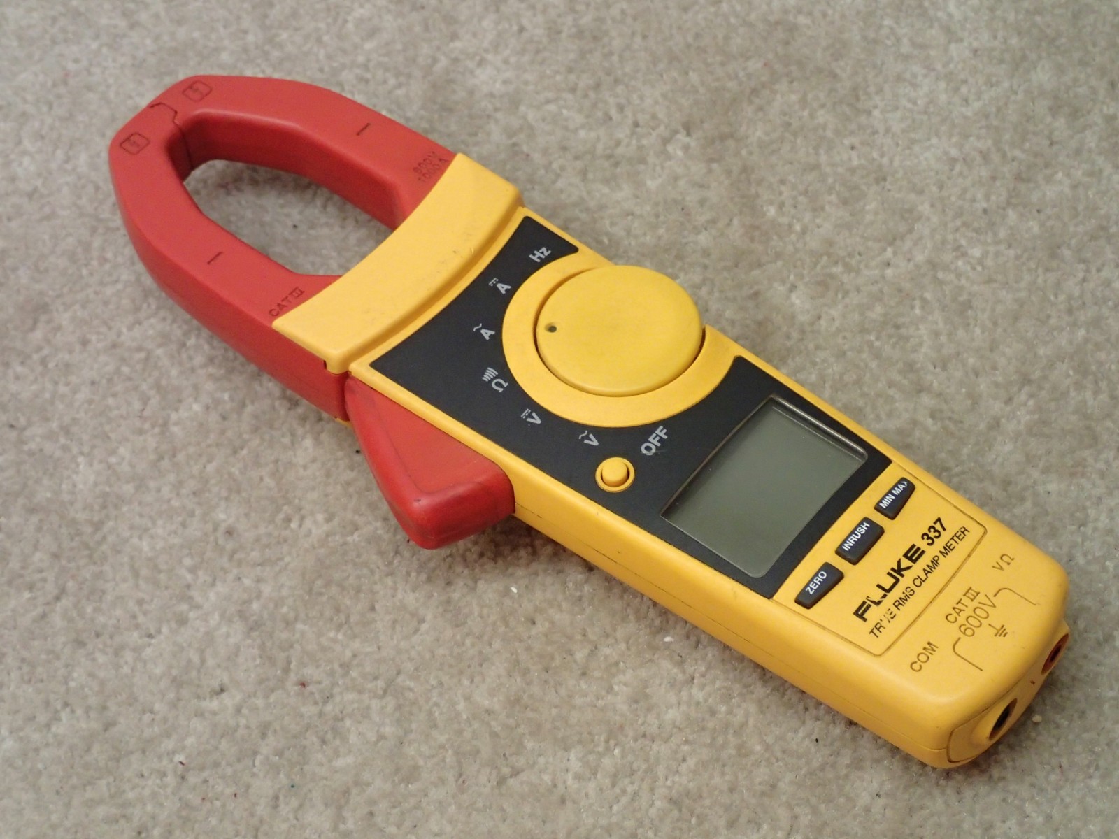 Fluke 337 True RMS Digital Clamp Meter Works but Hertz Out User Item