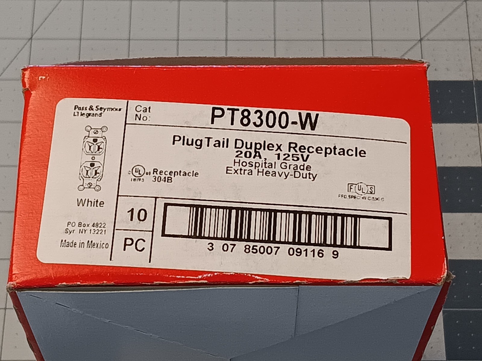 Legrand PT8300W Hospital Grade 20A 125V PLUGTAIL Straight Blade BOX OF 10