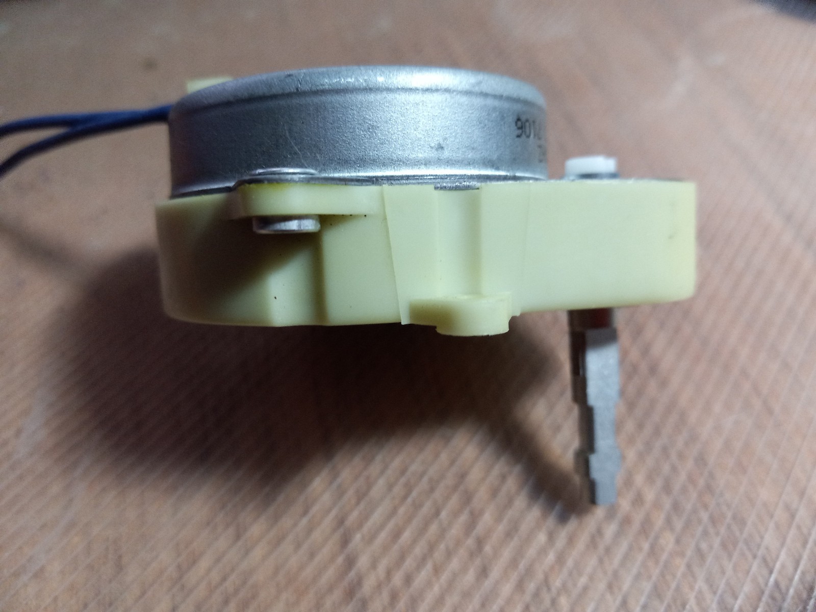 Kingston Mod 60-1B Clock style motor 24 vac 1 rpm NEW
