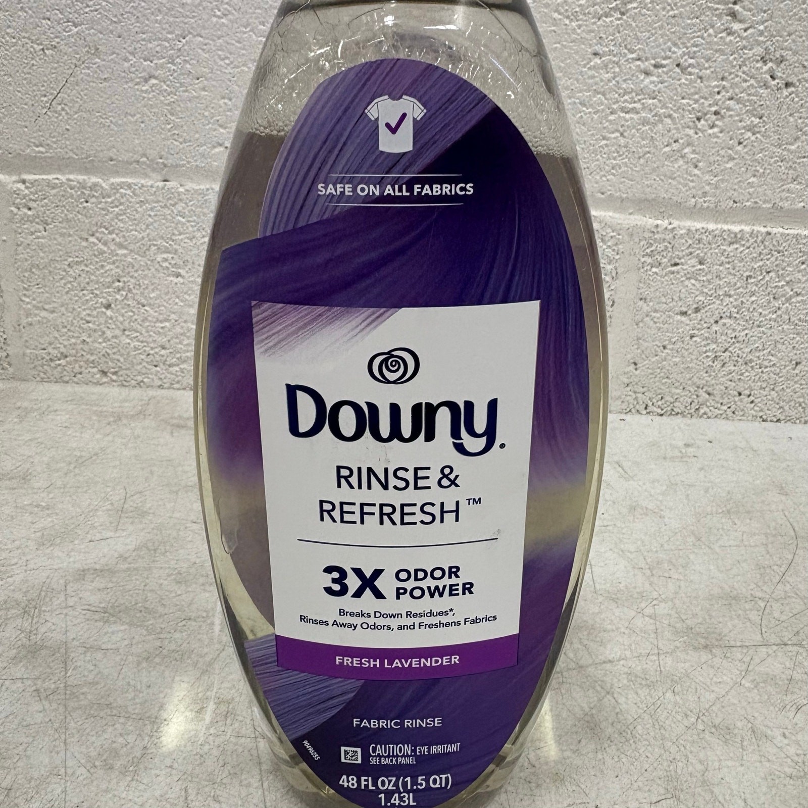 Downy Rinse and Refresh Fabric Rinse Fresh Lavender – Rinse Out Odors – 48 fl oz