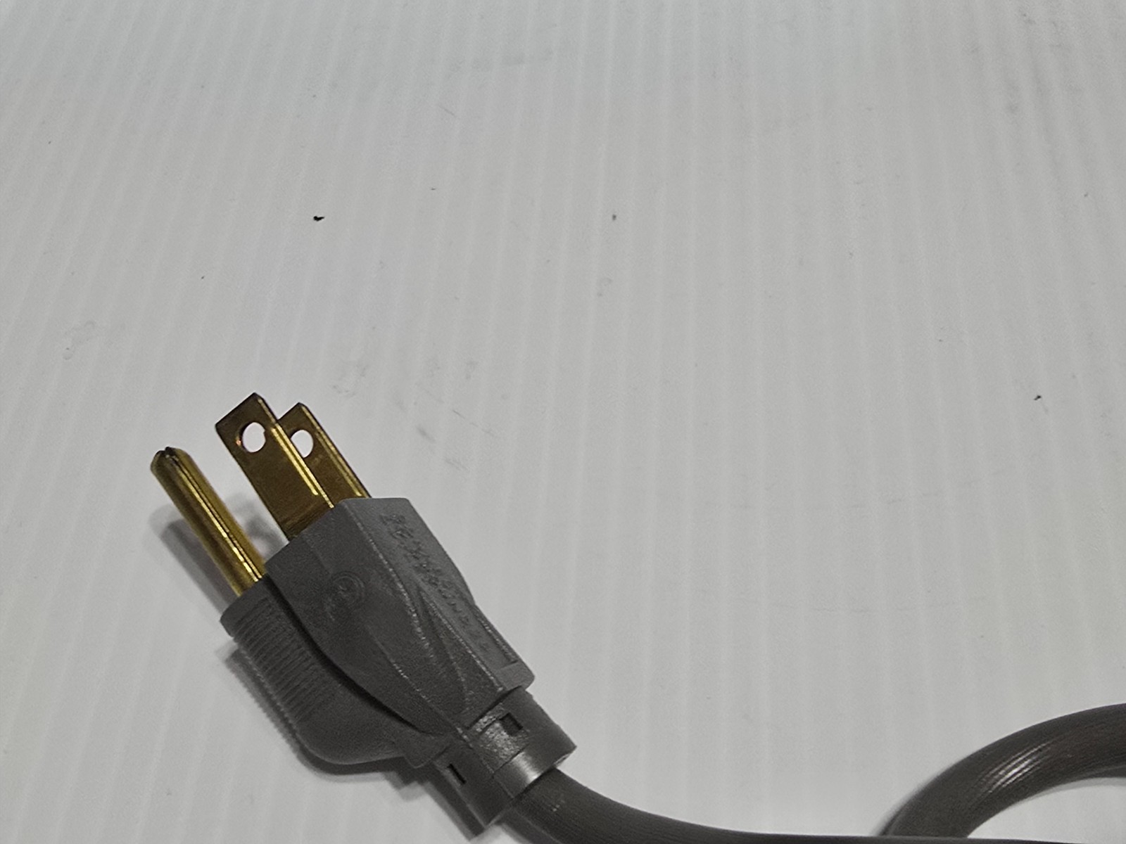 OLSON Technology OCR-3000 Selectable RF Video Converter System, Untested!