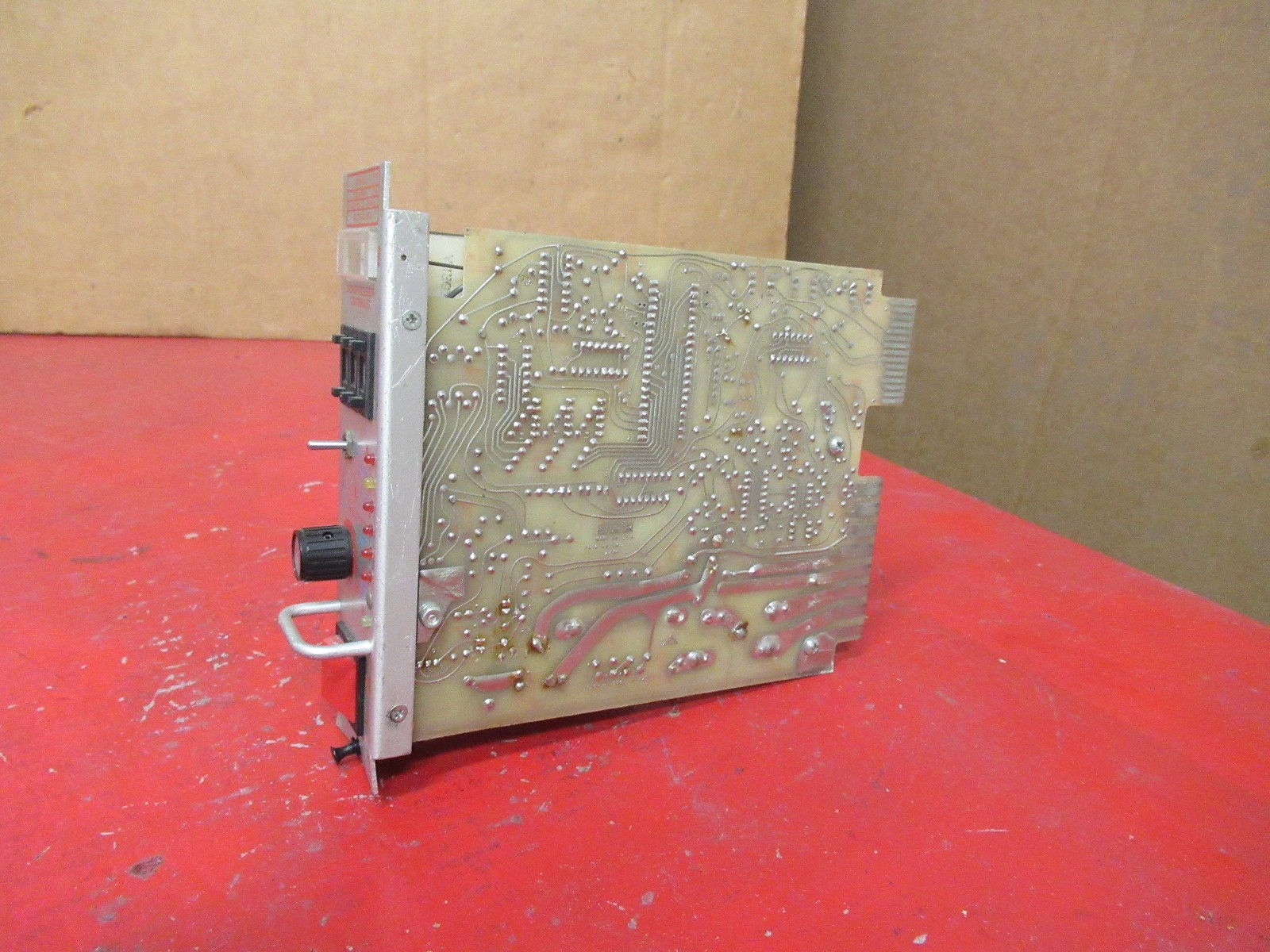 DME MICROPROCESSOR CONTROLLER MODULE SMPIOG 240VAC 10A A AMPS 2400W WATTS USED