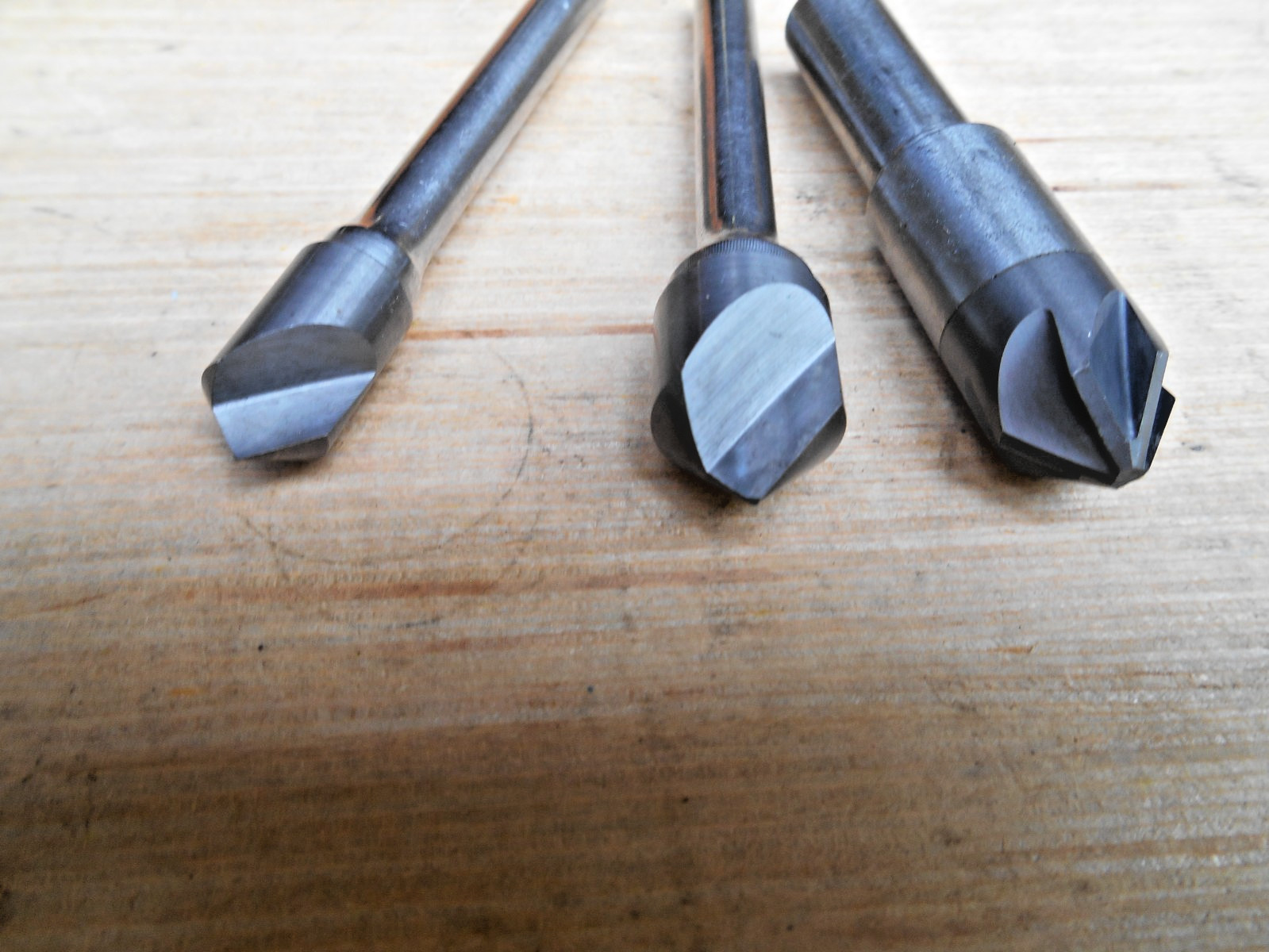 CARBIDE COUNTERSINK LOT OF 3 , M A FORD , OTHERS 90 DEG. , 1/2″ & 3/8″ DIA.