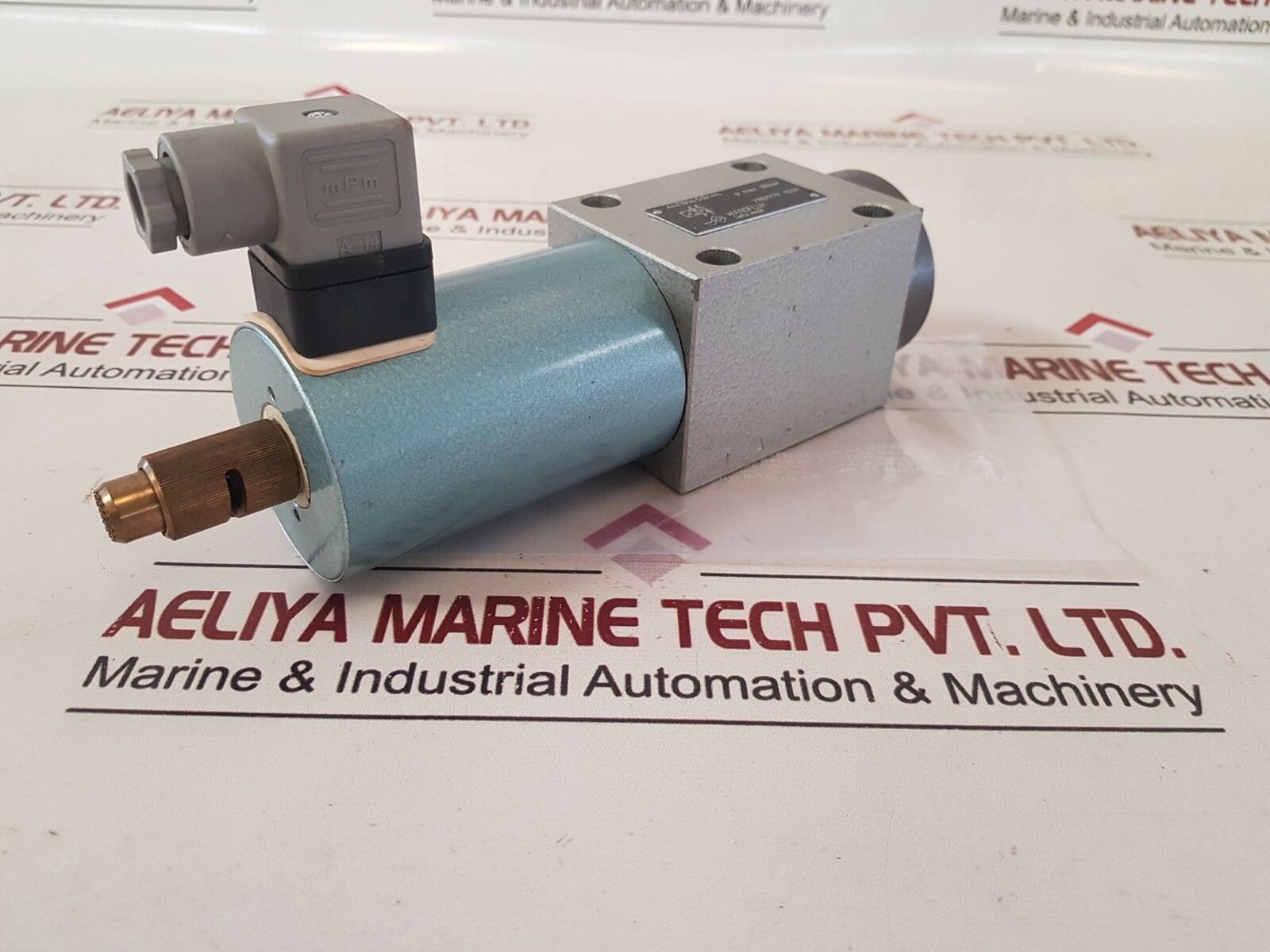 Wandfluh a4z101a-s161-h4 solenoid valve