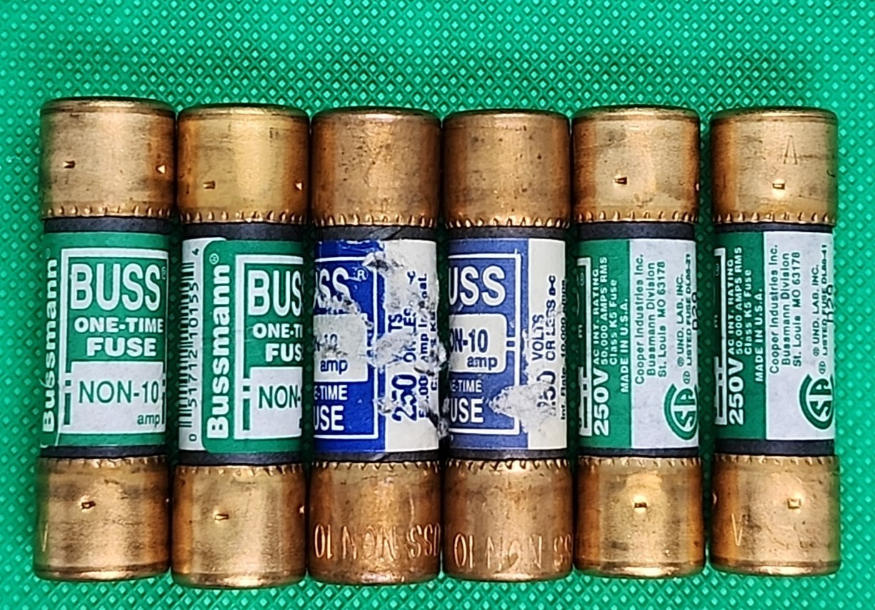 6x – BUSSMANN BUSS NON 10 250V 10A ONE TIME FUSE [2RE4-1]