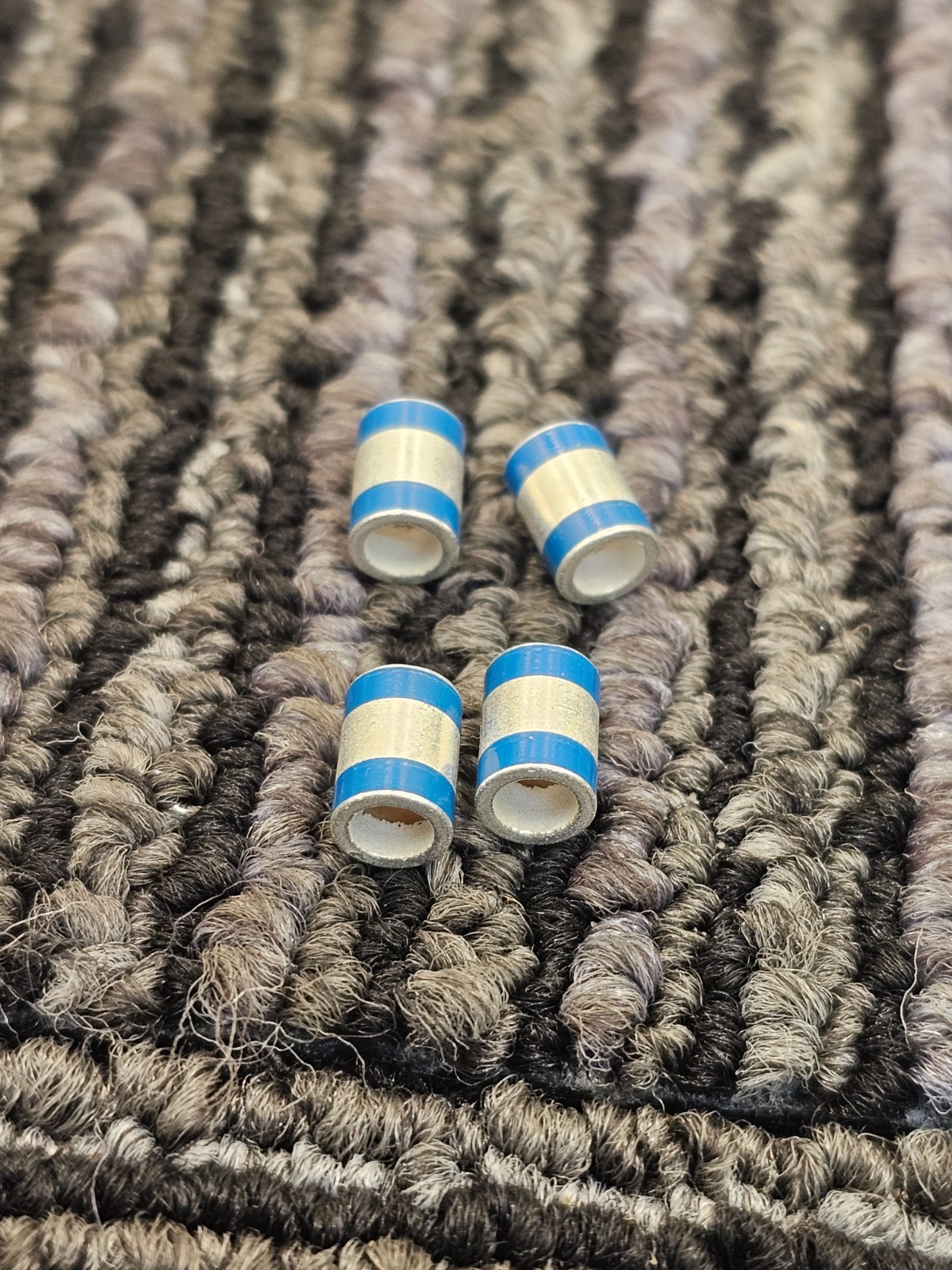 (1791 PCS) API Technology 79-5350-0088: Tubular Feed-Through Capacitors