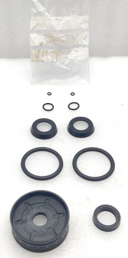 Rexroth 5210460002 Seal Kit 521-063 New Fast Shipping