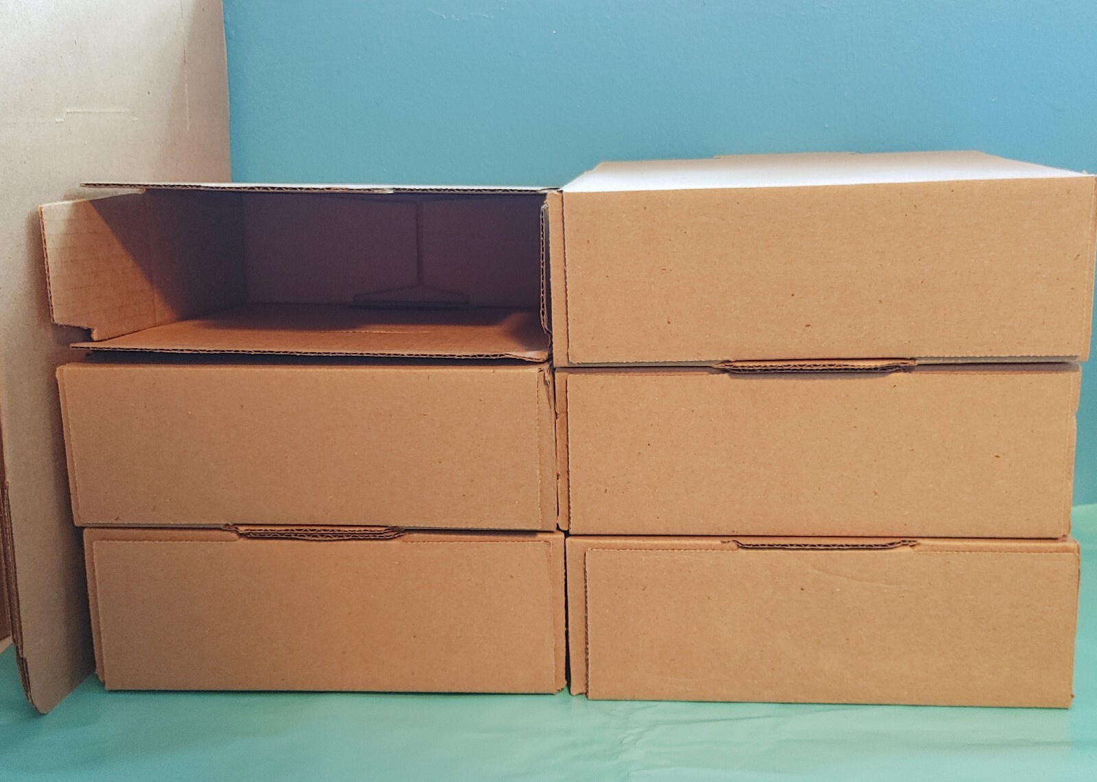 50 9x6x3 Boxes Shipping Packing Cardboard Corrugated Reusable Tapeless Easy Fold