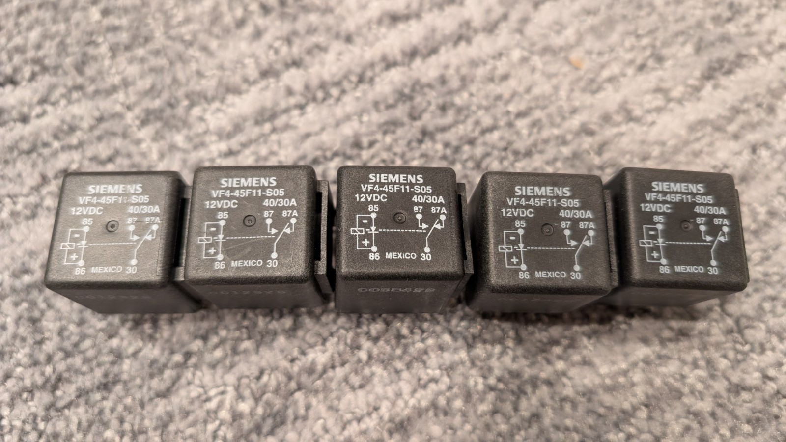 Siemens Automotive Power Relay VF4-45FH11, 12 Volts DC, 40/30A, 1 Inch, 5 Prong
