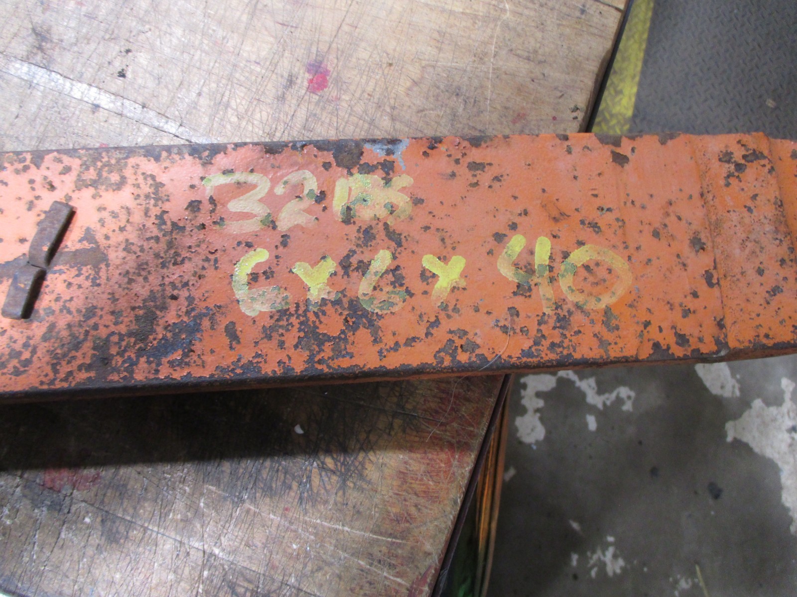 INTERNATIONAL 574, #529872R1, 3 POINT LIFT ARM USED ORIGINAL GOOD CONDITION
