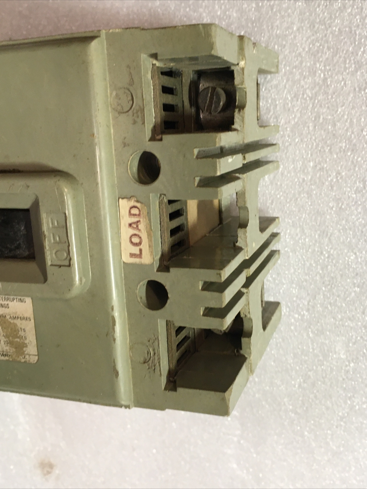 FEDERAL PACIFIC Electric HEF621020 20A 600V BREAKER WARRANTY TWO POLE 3P FRAME