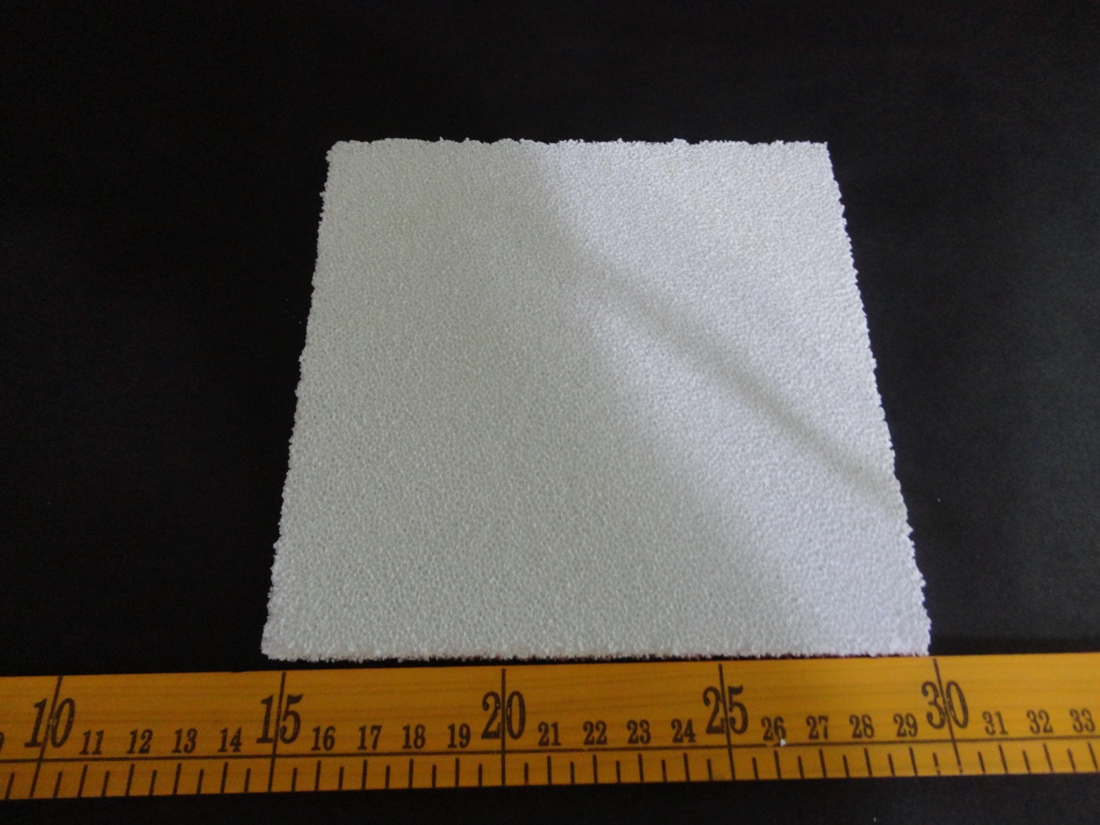 ONE 6″ x 6″ HIGH PURITY RECTANGULAR RETICULATED SPONGE ALUMINA 20 ppi No. 822