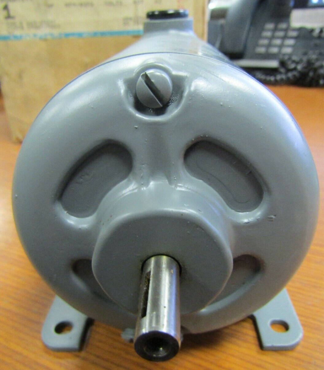 👀 NEW GE / RELIANCE 50.4 VDC TACHOMETER GENERATOR 1000 RPM 5PY59JY44