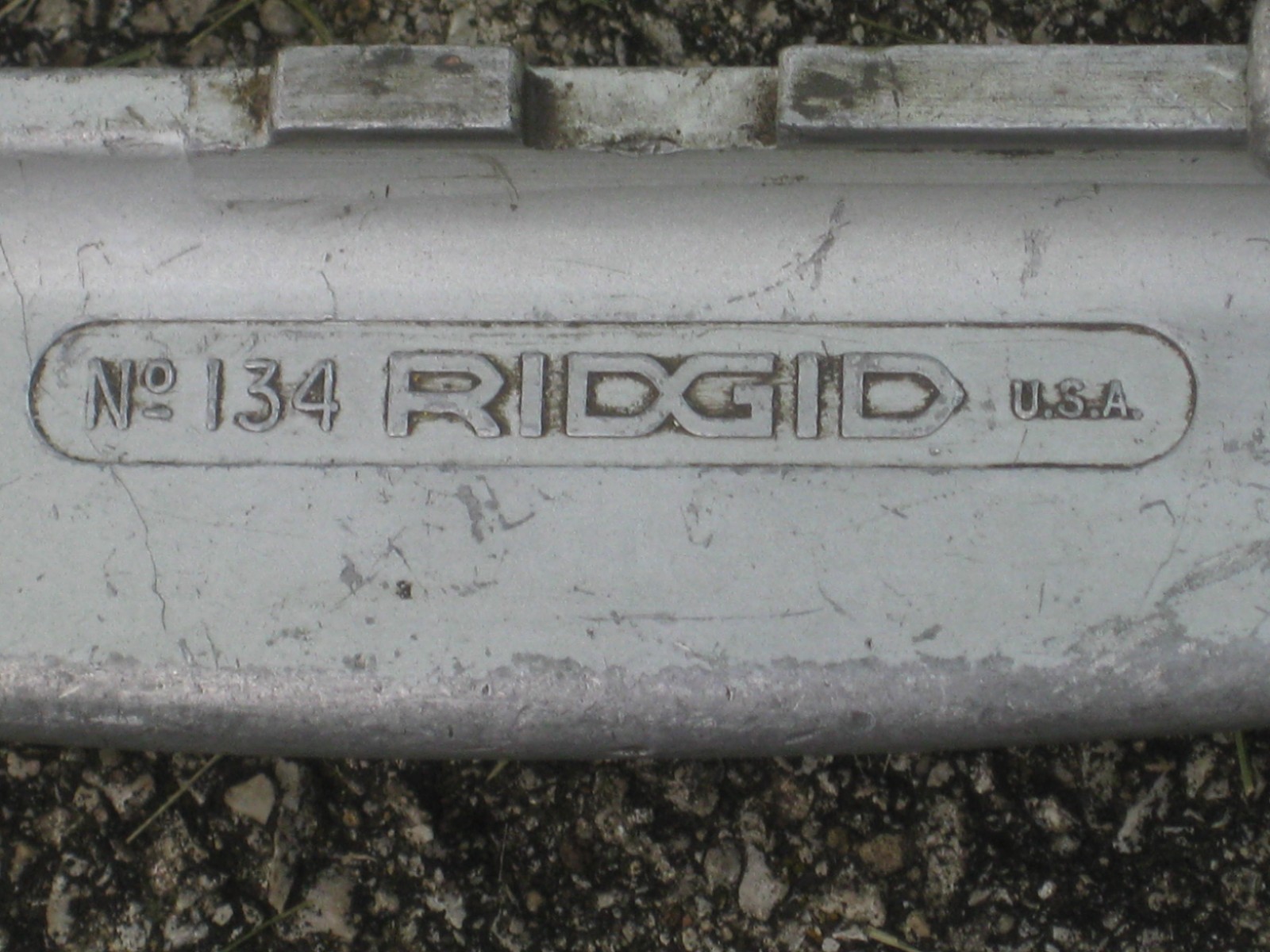 RIDGID No. 134 Copper / Plastic Tubing Cutter 1-1/8” – 4-1/2” OD – Good Conditio