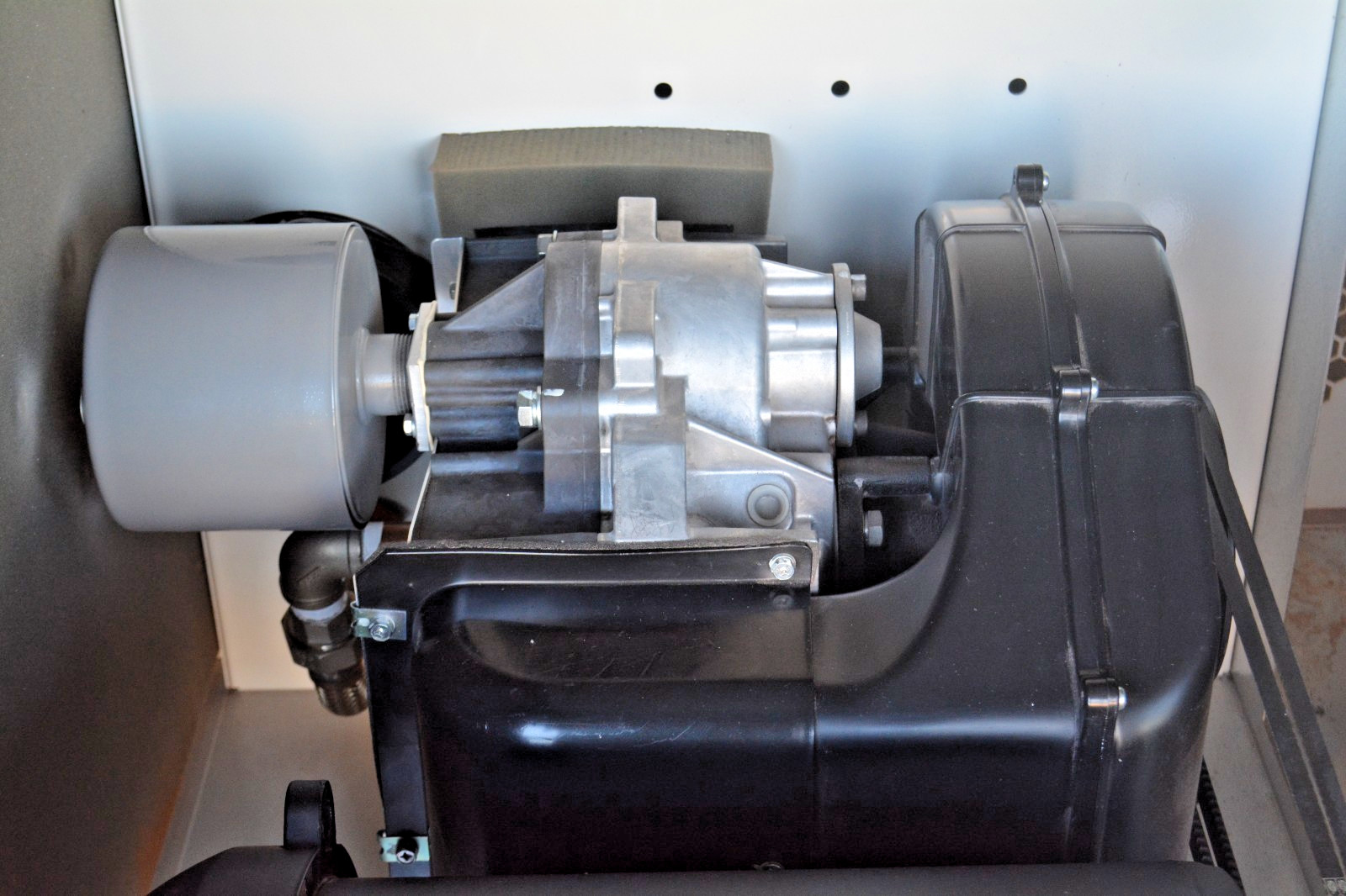 SEQ40B740AJ/COMPRESSOR, WISPER AIROIL-LESS SCROLL 125 AT 100 PSIG SLAE10/POWEREX