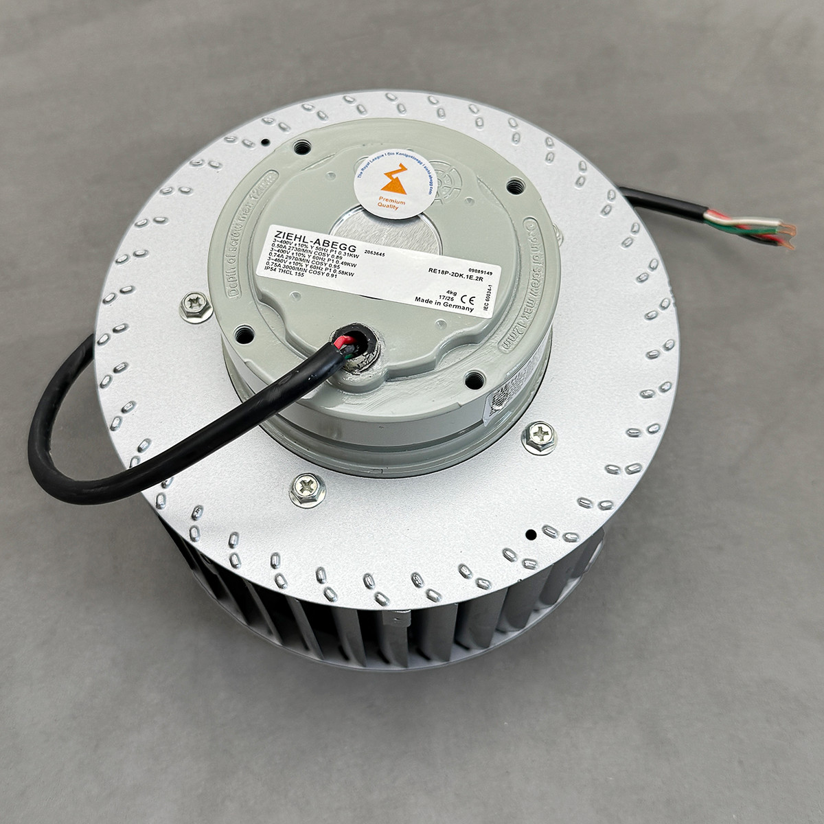 Brand New RE18P-2DK.1E.2R 0.31/0.58KW 50~60Hz for Ziehl-abegg Cooling Fan