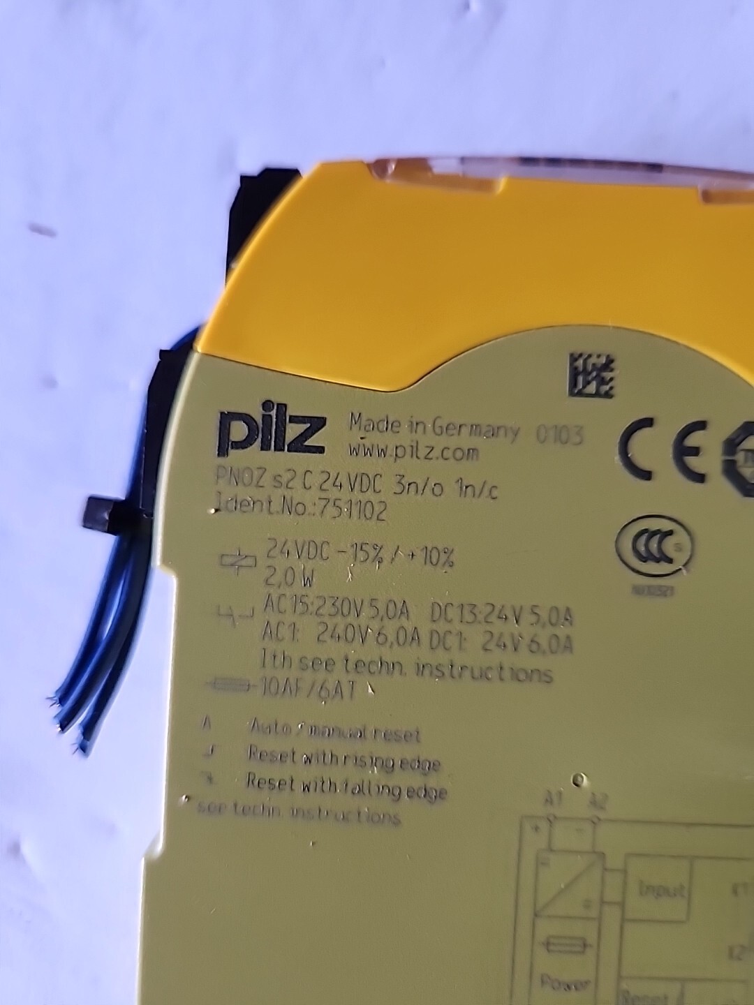 Pilz PNOZ s2 C Safety Relay, 751102, 24VDC, 3 n/o, 1 n/c Free Shipping
