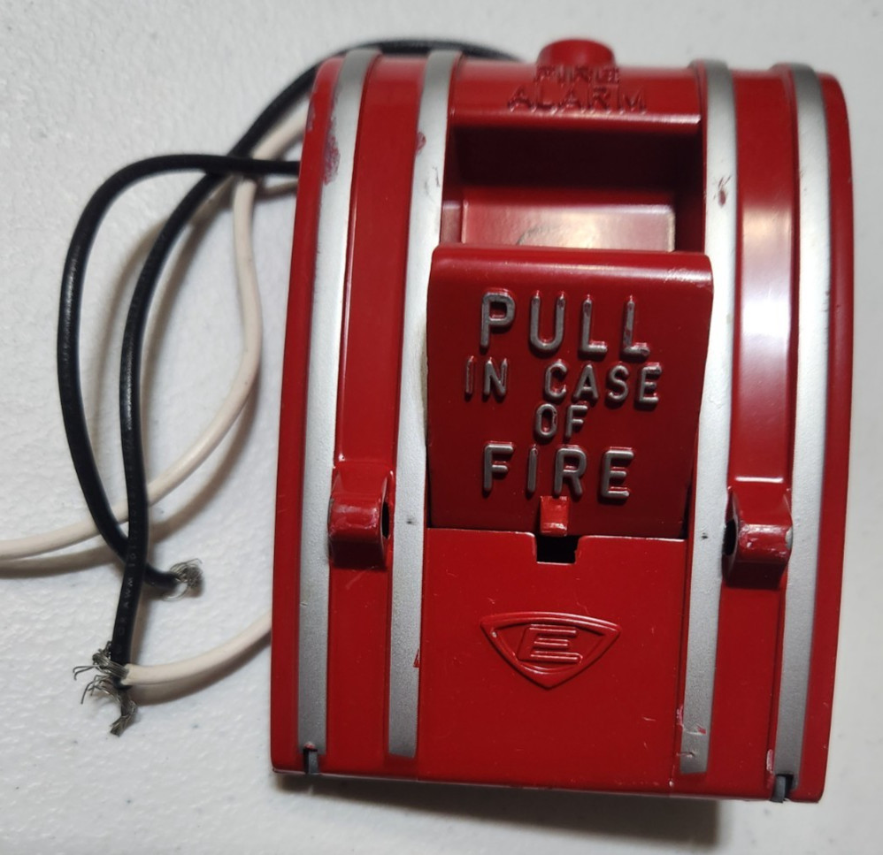 Edwards 270A-SPO Fire Alarm Pull Station Red No Glass Rod Warranty Free Shipping