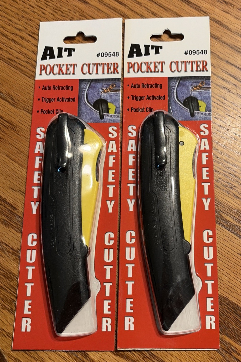 Ait Pocket cutter Lot Of Two Auto Retracting Safety Box Cutter