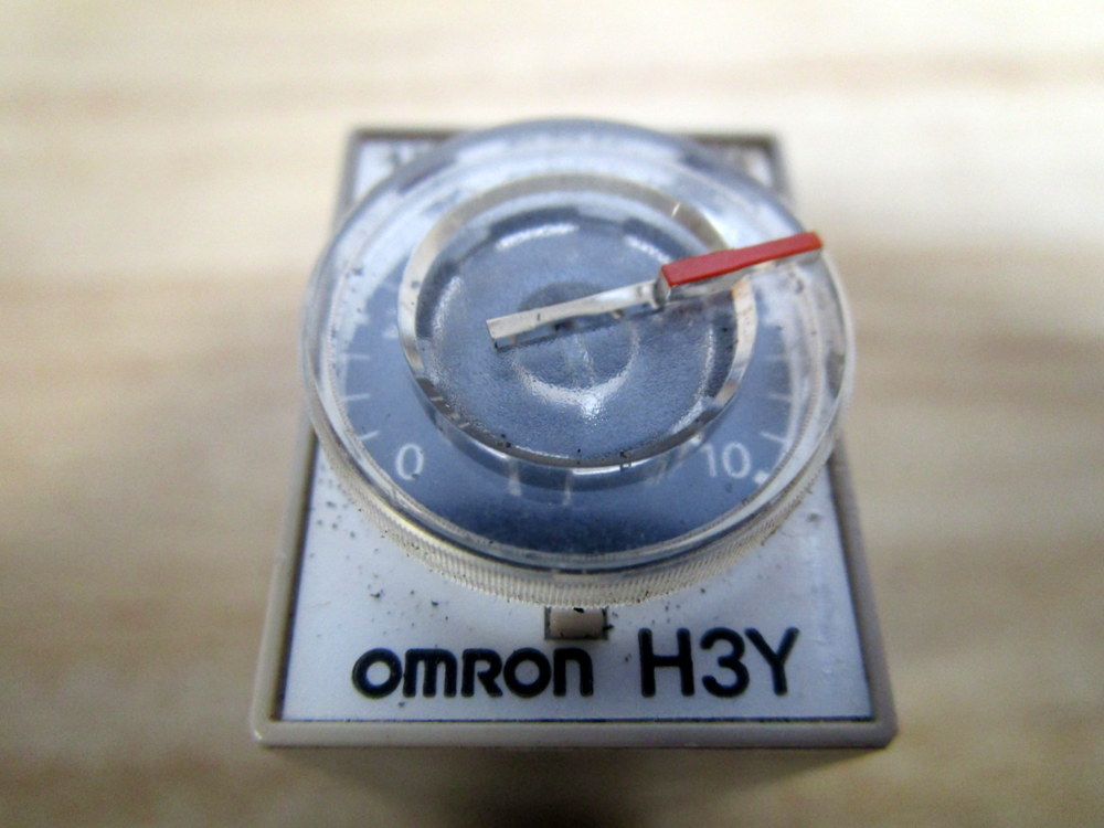 Omron H3Y-4 Timer H3Y4 Range 0-10 Seconds H3Y-4-250VAC-10S