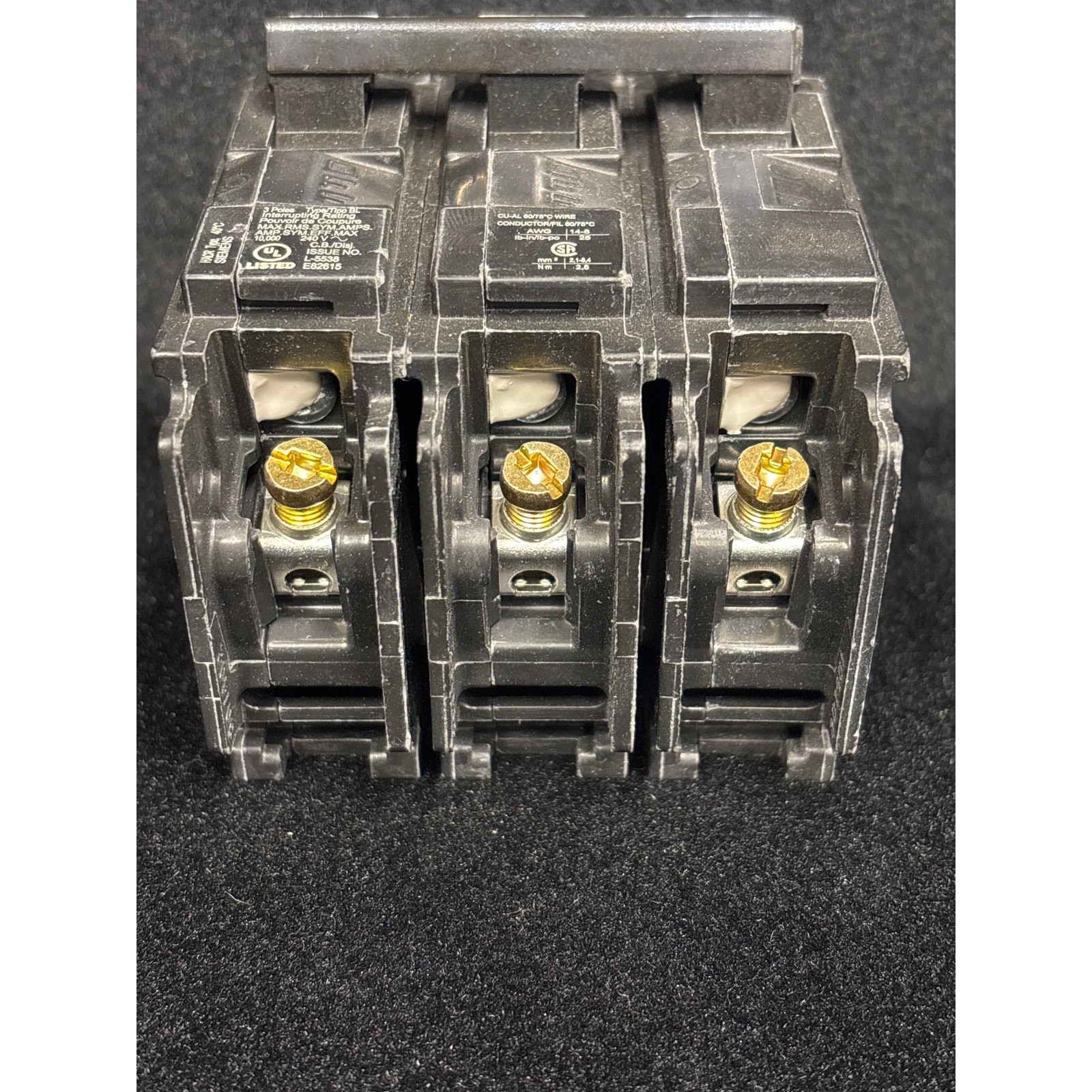 Siemens B315 15A 240V 3-Pole Bolt-On Circuit Breaker