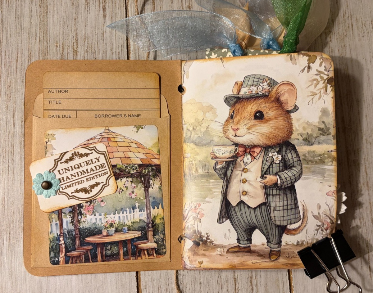 Junk Journal Handmade Booklet Book Vintage «Forest Animals» Pockets, Ephemera