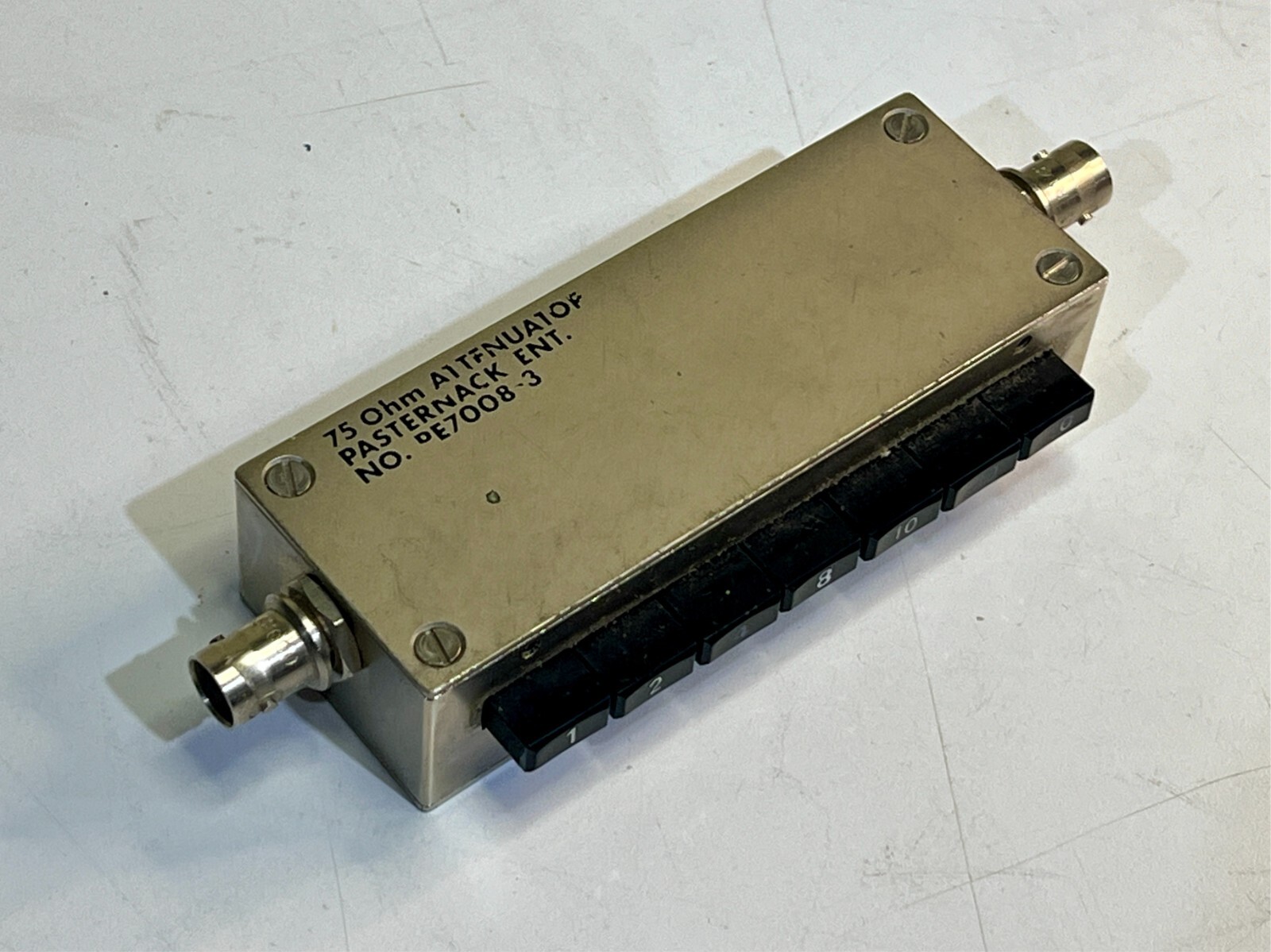 Pasternack Push Button Step Attenuator No. PE7008-3, 75 Ohm, 0-65 dB, 500 MHz