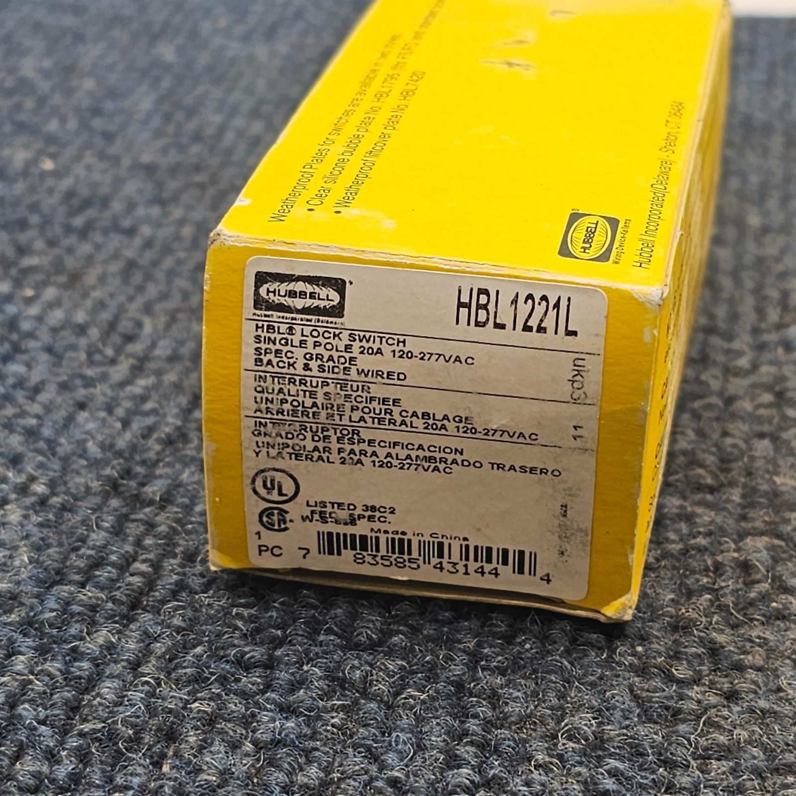 Hubbell HBL1221L: HBL Lock Switch, Single Pole 20A 120-277VAC, Back & Side Wired