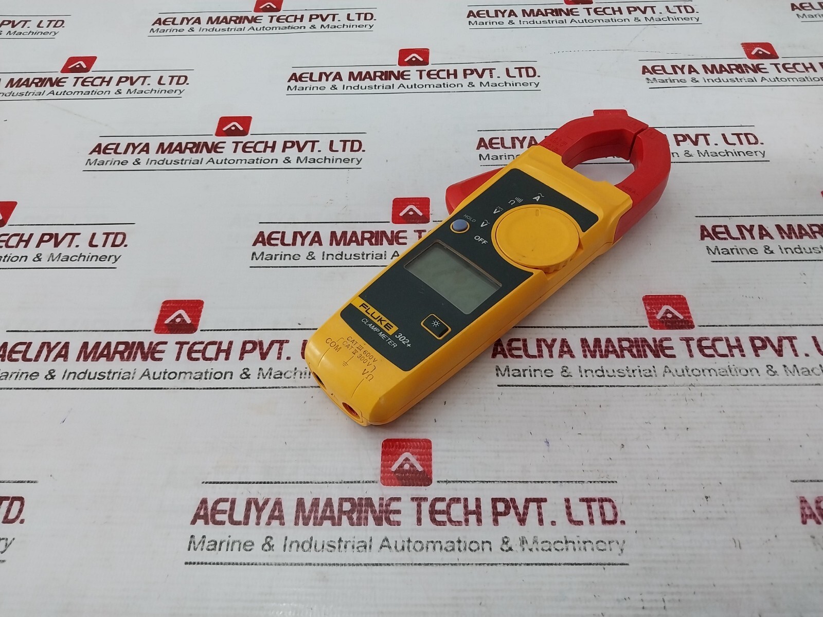 FLUKE 302+ Digital Clamp Meter CAT III 600V CAT IV 300V 46734671MV