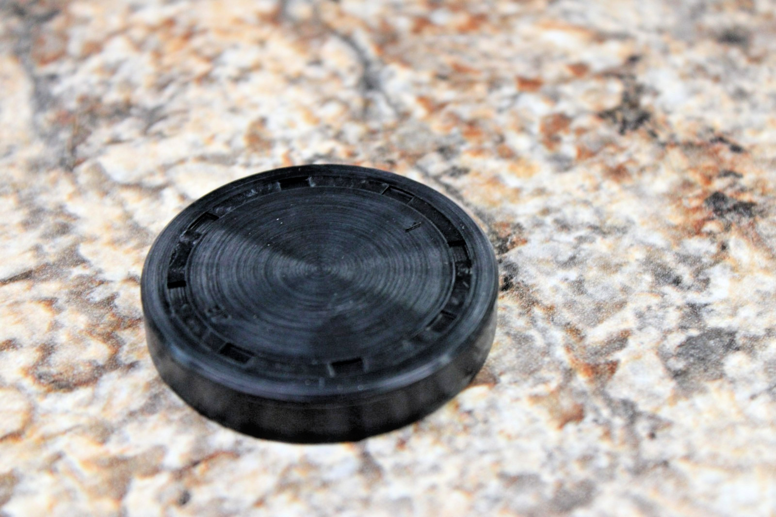 NEW OEM KIOTI T2555-24281 SEAL COVER FOR SOME CS22, CS24, CS25 MODELS