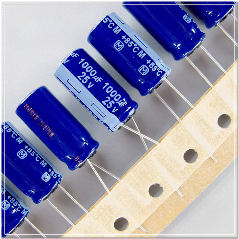 Pana M Series 1000uF/25V 10x21mm Electrolytic Capacitors 25v1000uf 85℃