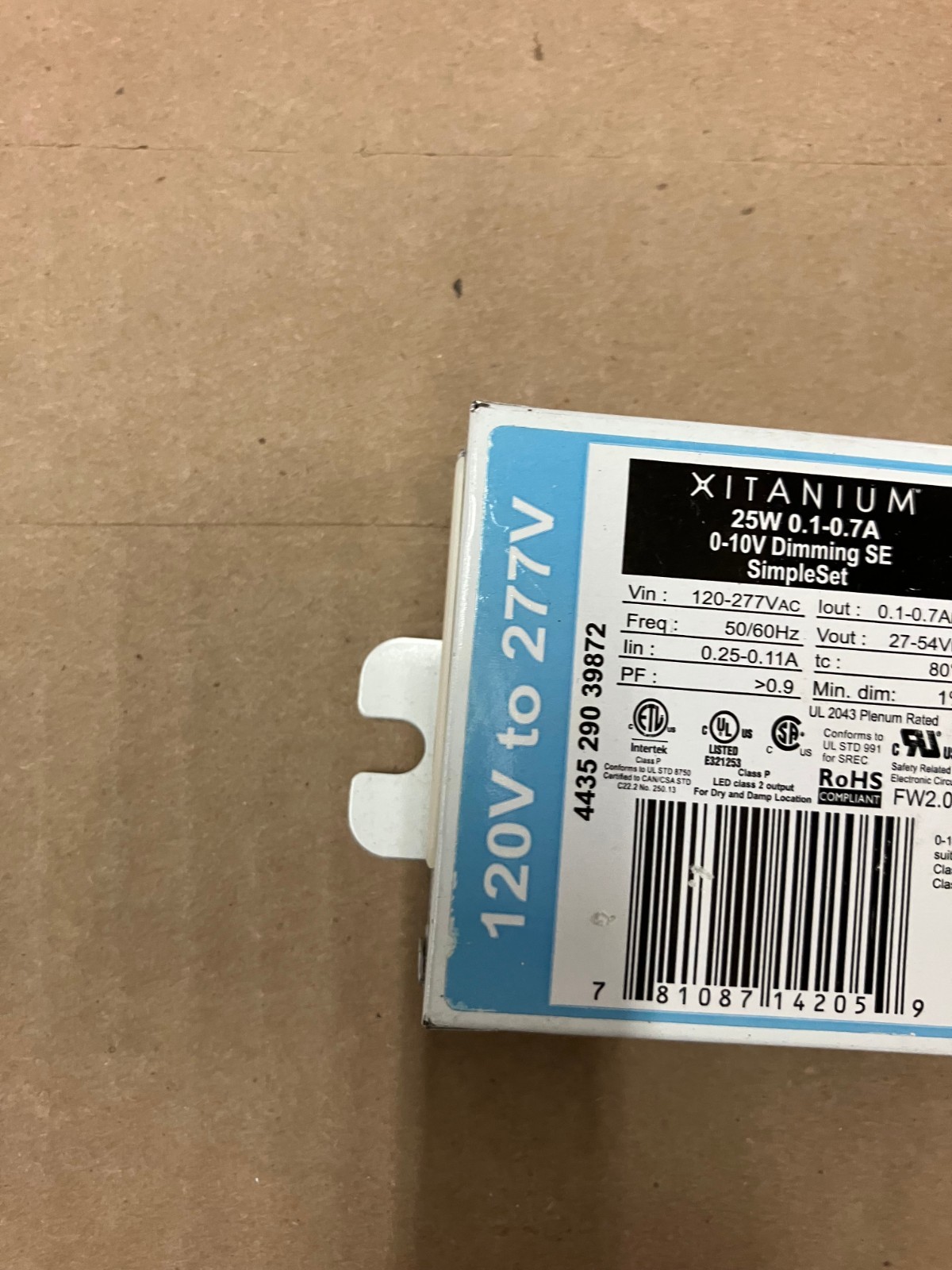 Advance XI025C070V054DSM5 LED Driver 25W 27-54V 100-700mA 120-277V Dimmable