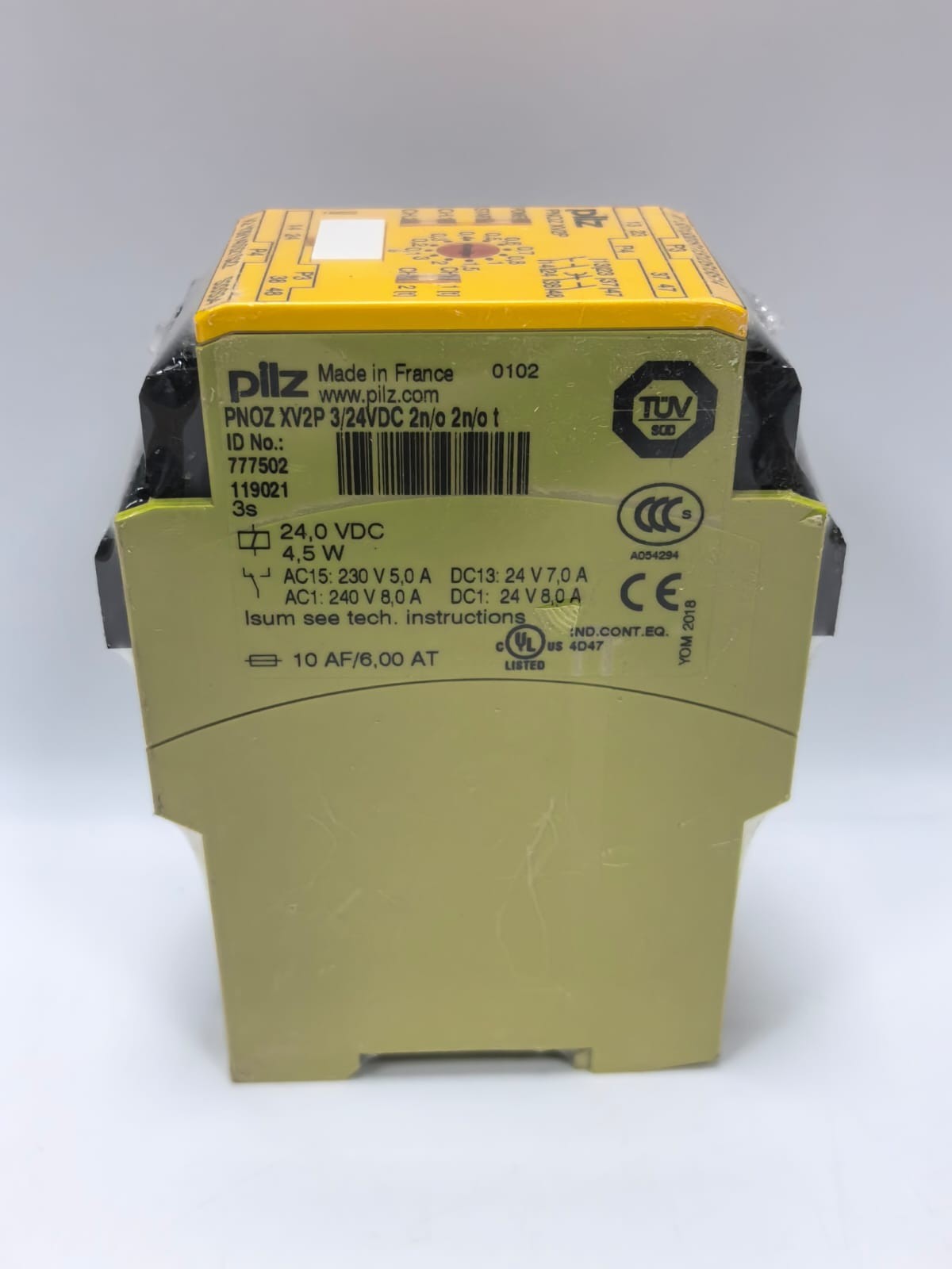 PILZ PNOZ XV2P 3/24VDC 2N/O SAFETY RELAY 777502