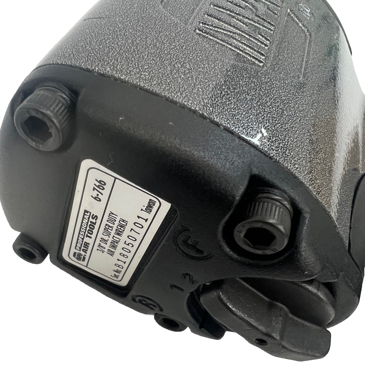 Napa Pro Platinum 3/8″ Dr. Super Duty Air Impact Wrench Magnesium Housing 6-766