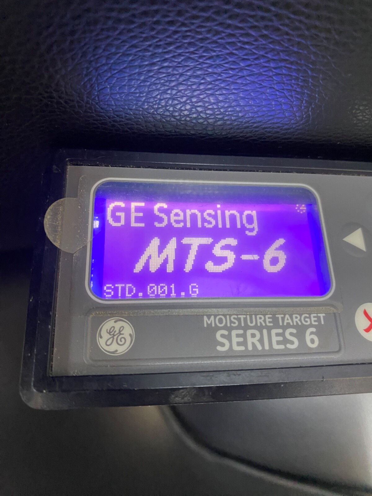 GE PANAMETRICS series 6 MTS6-3-A-1-0 Moisture Target